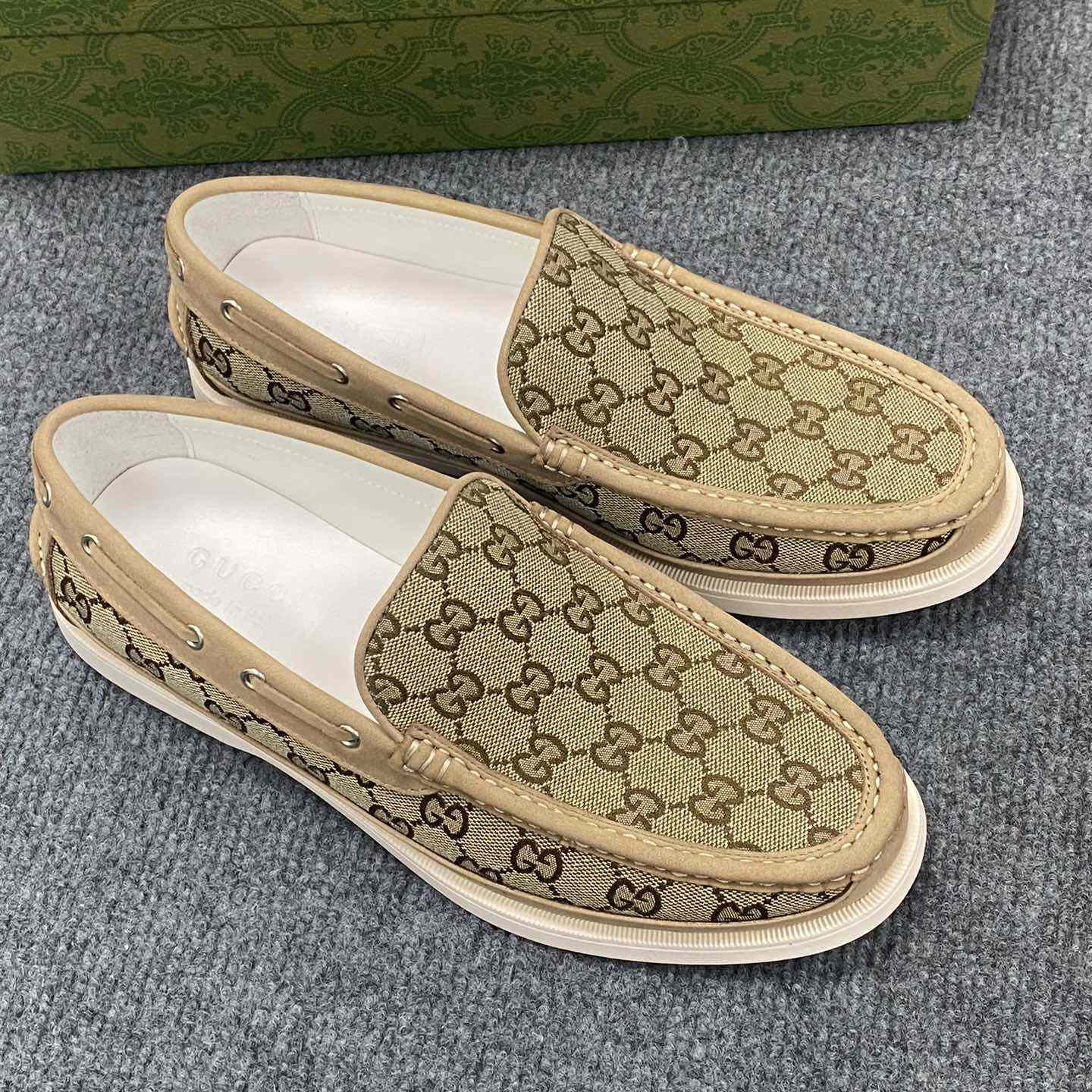 Gucci Men's Original GG Loafer - DesignerGu