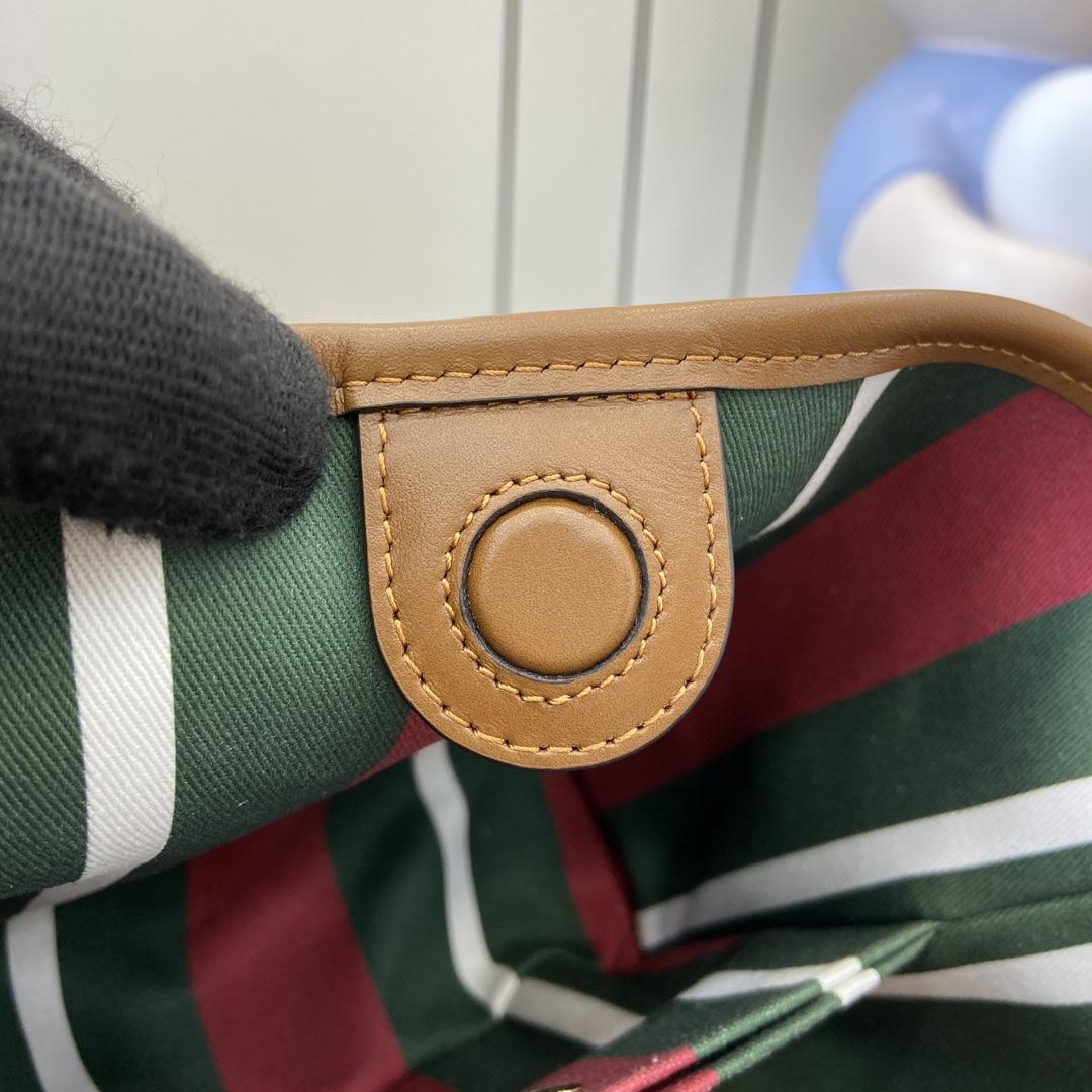 Gucci GG Emblem Mini Bucket Bag - DesignerGu