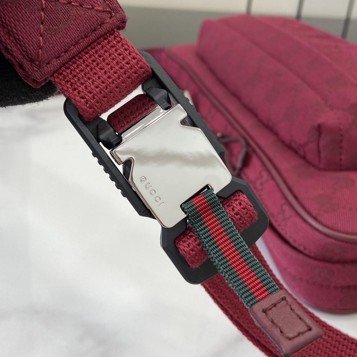 Gucci Small GG Crossbody Bag - DesignerGu