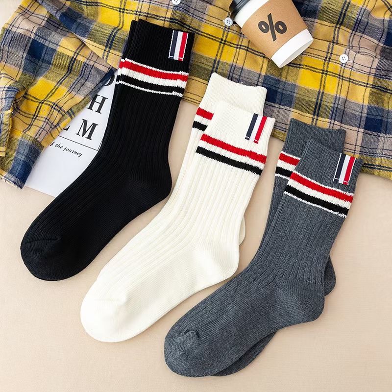 Thom Browne Socks/Box - DesignerGu