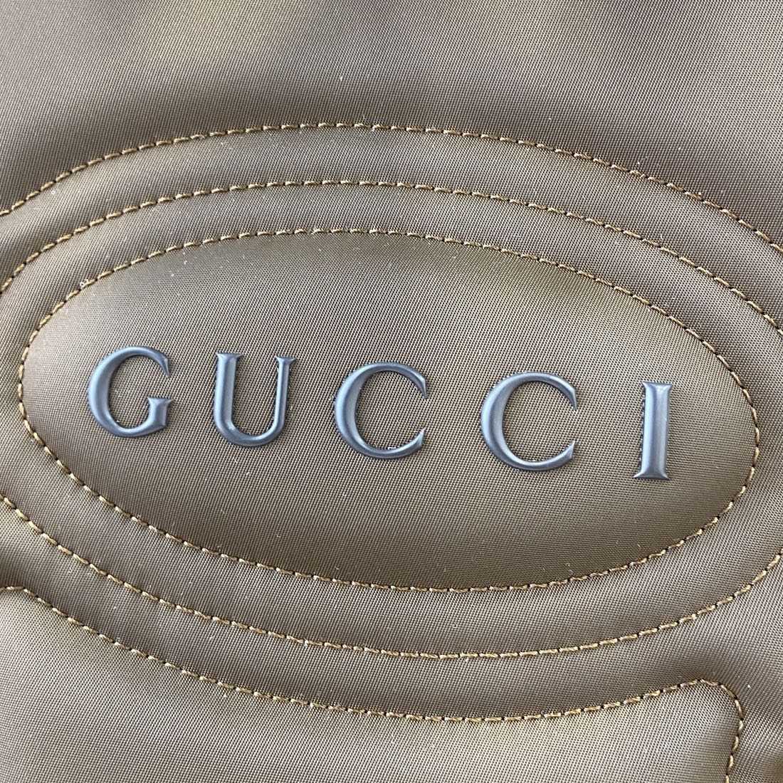 Gucci Large Backpack With Gucci Logo - DesignerGu