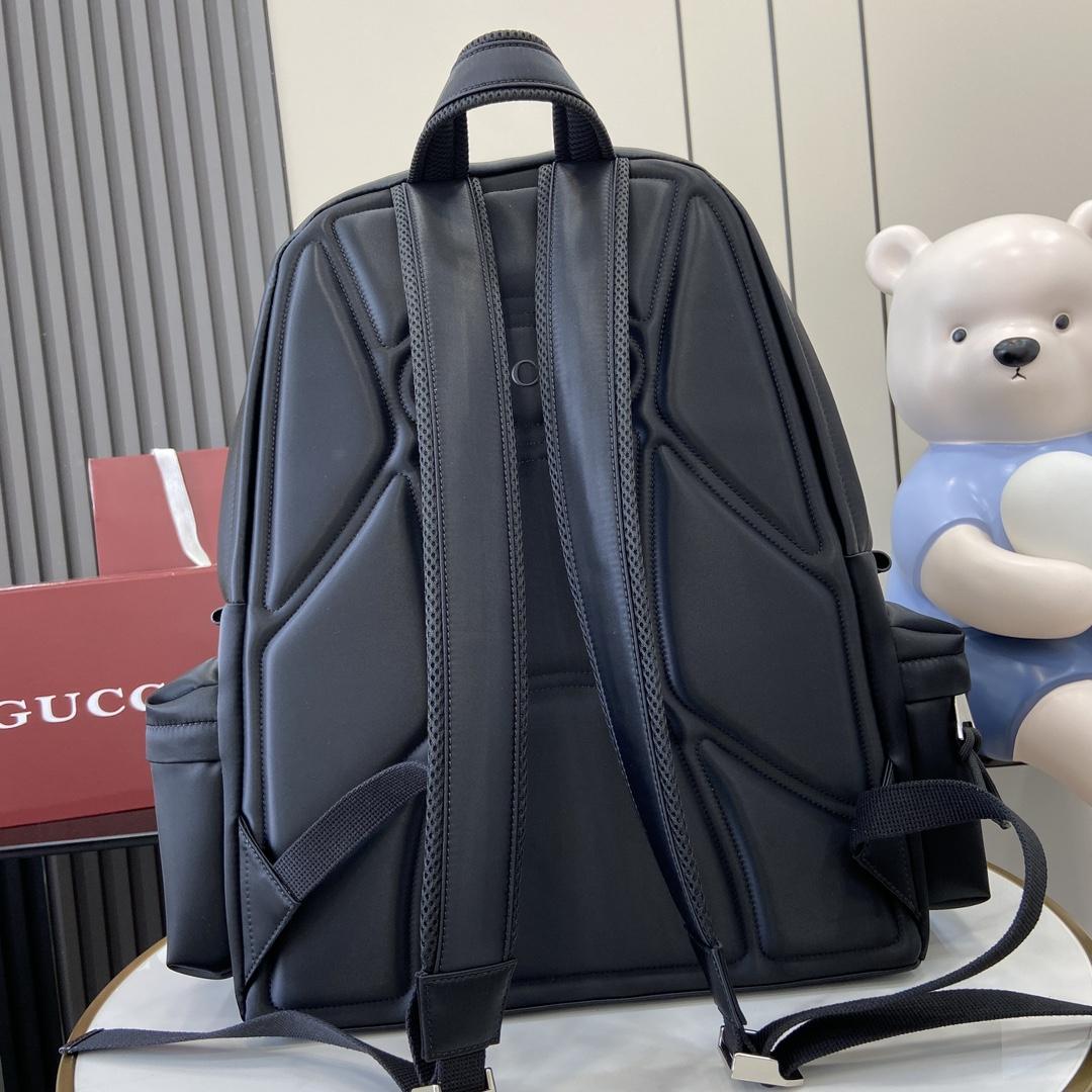 Gucci Large Backpack With Gucci Logo - DesignerGu