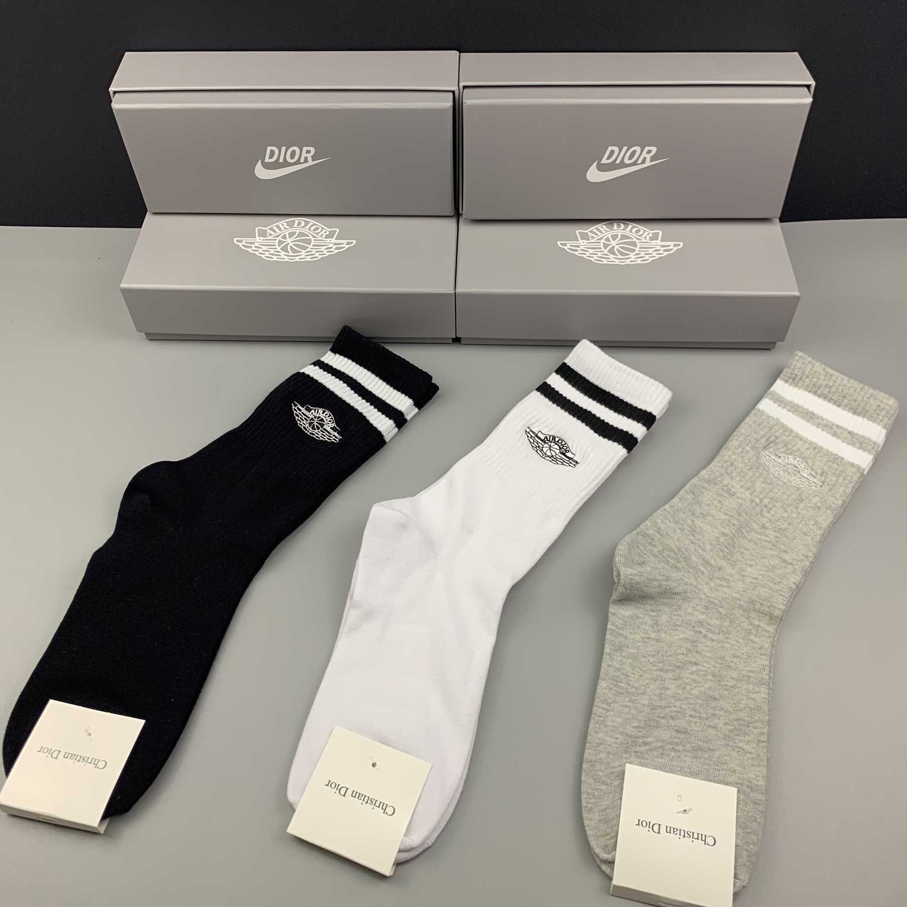 Dior Oblique Wool Socks /Box - DesignerGu