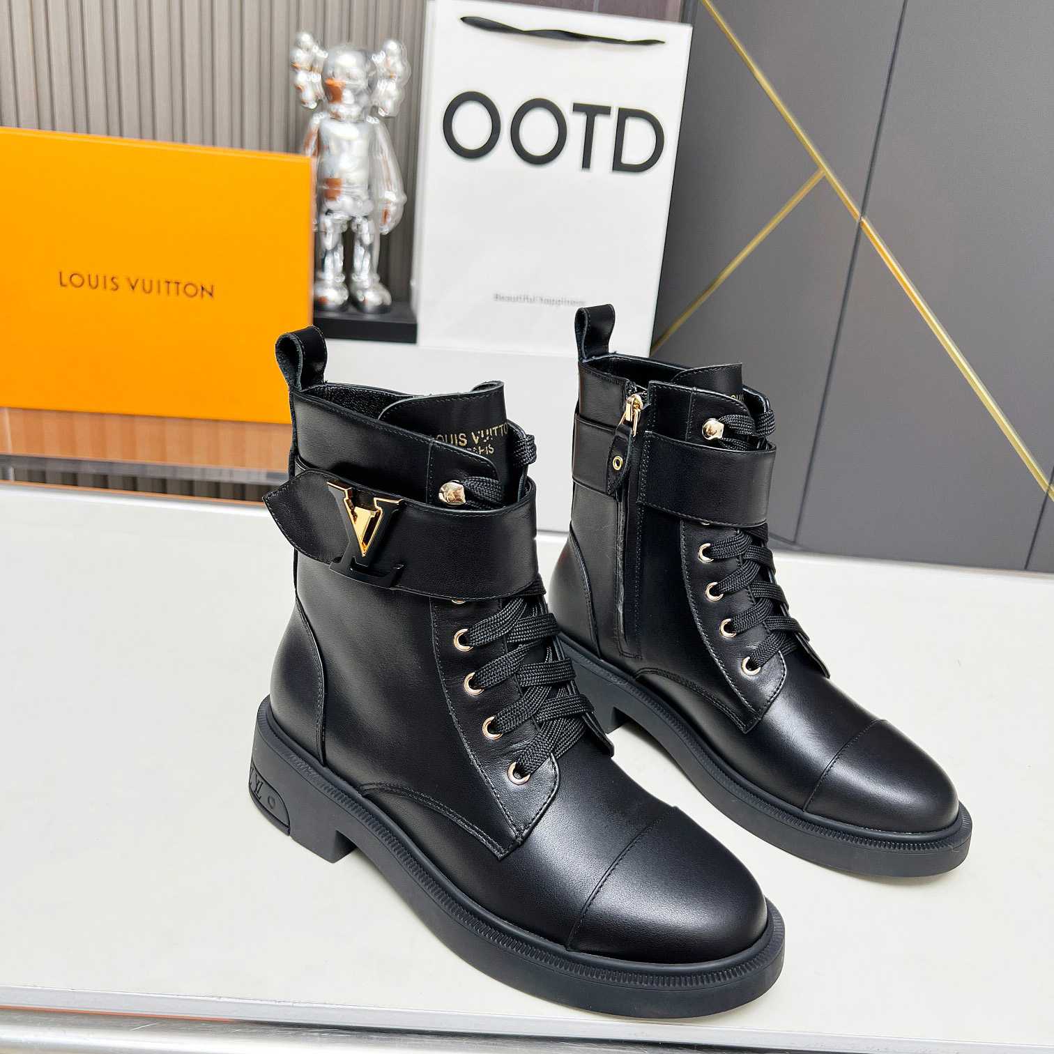 Louis Vuitton Citizen Flat Ranger Boot    1ADCJ6 - DesignerGu