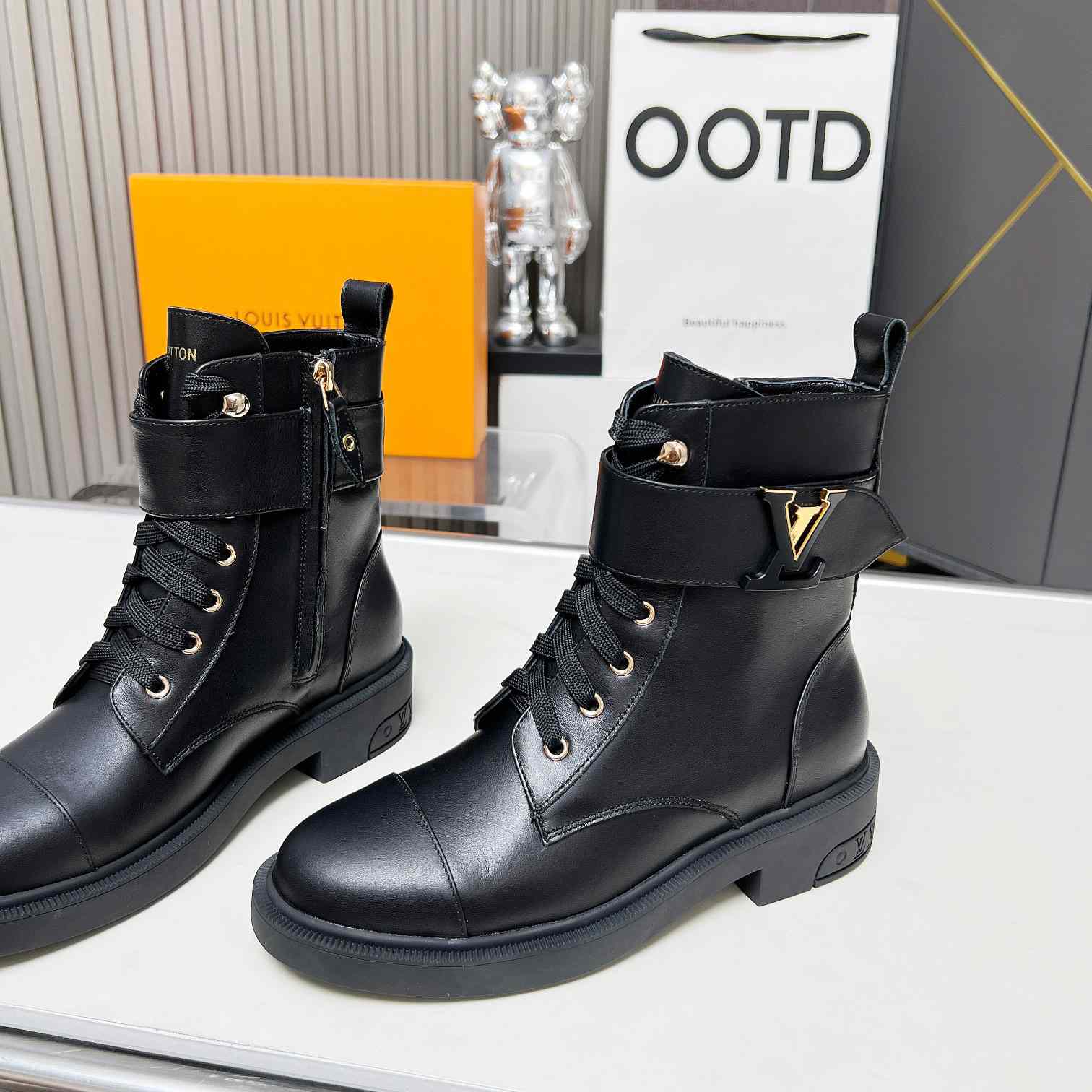 Louis Vuitton Citizen Flat Ranger Boot    1ADCJ6 - DesignerGu