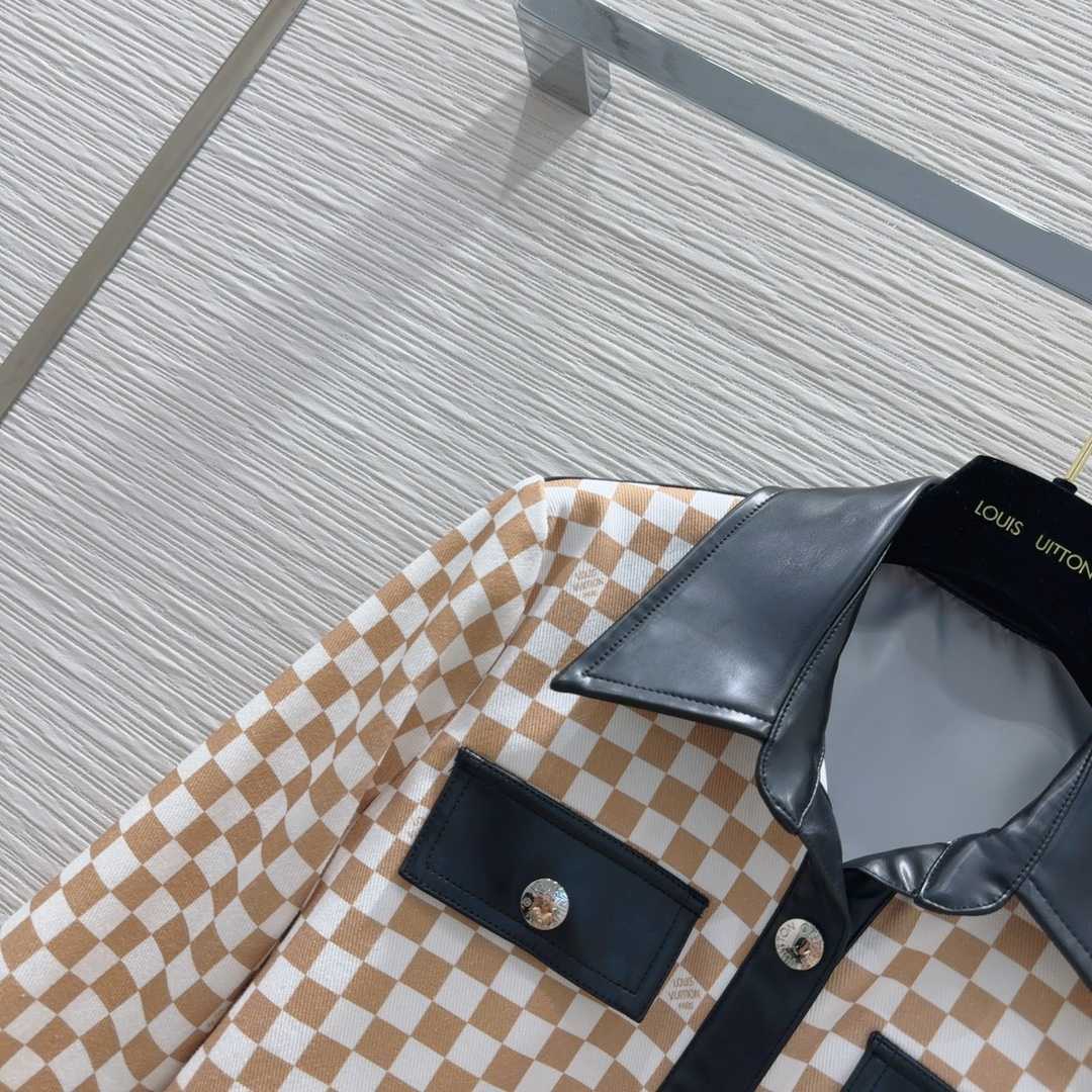 Louis Vuitton Leather Accent Damier Knit Jacket  1AFTZE - DesignerGu