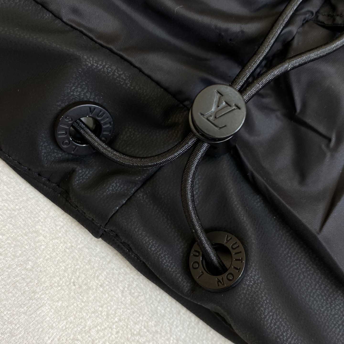 Louis Vuitton Monogram Leather Hooded Down Jacket             1AATKN              - DesignerGu