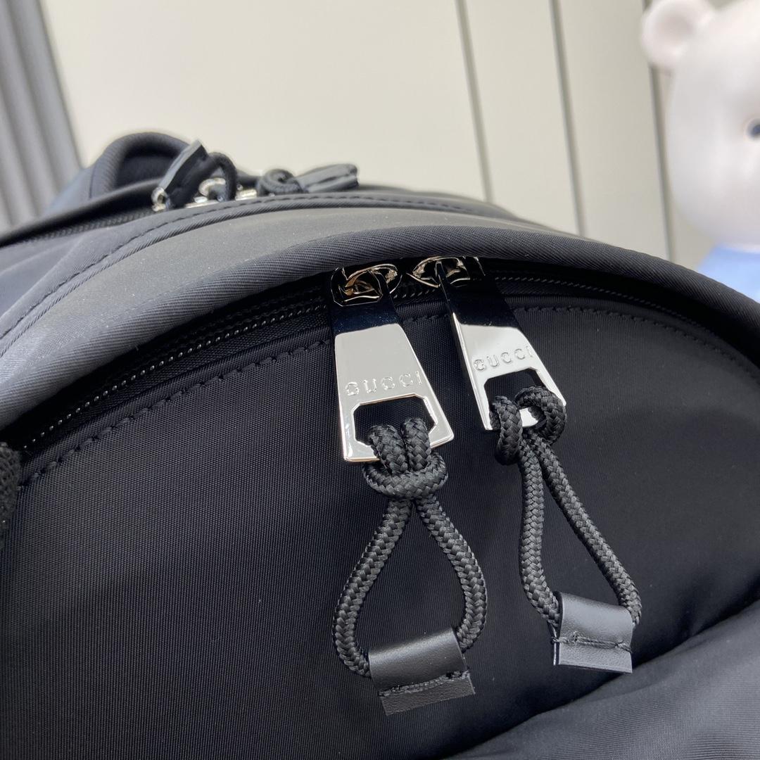 Gucci Medium Backpack With Gucci Logo - DesignerGu