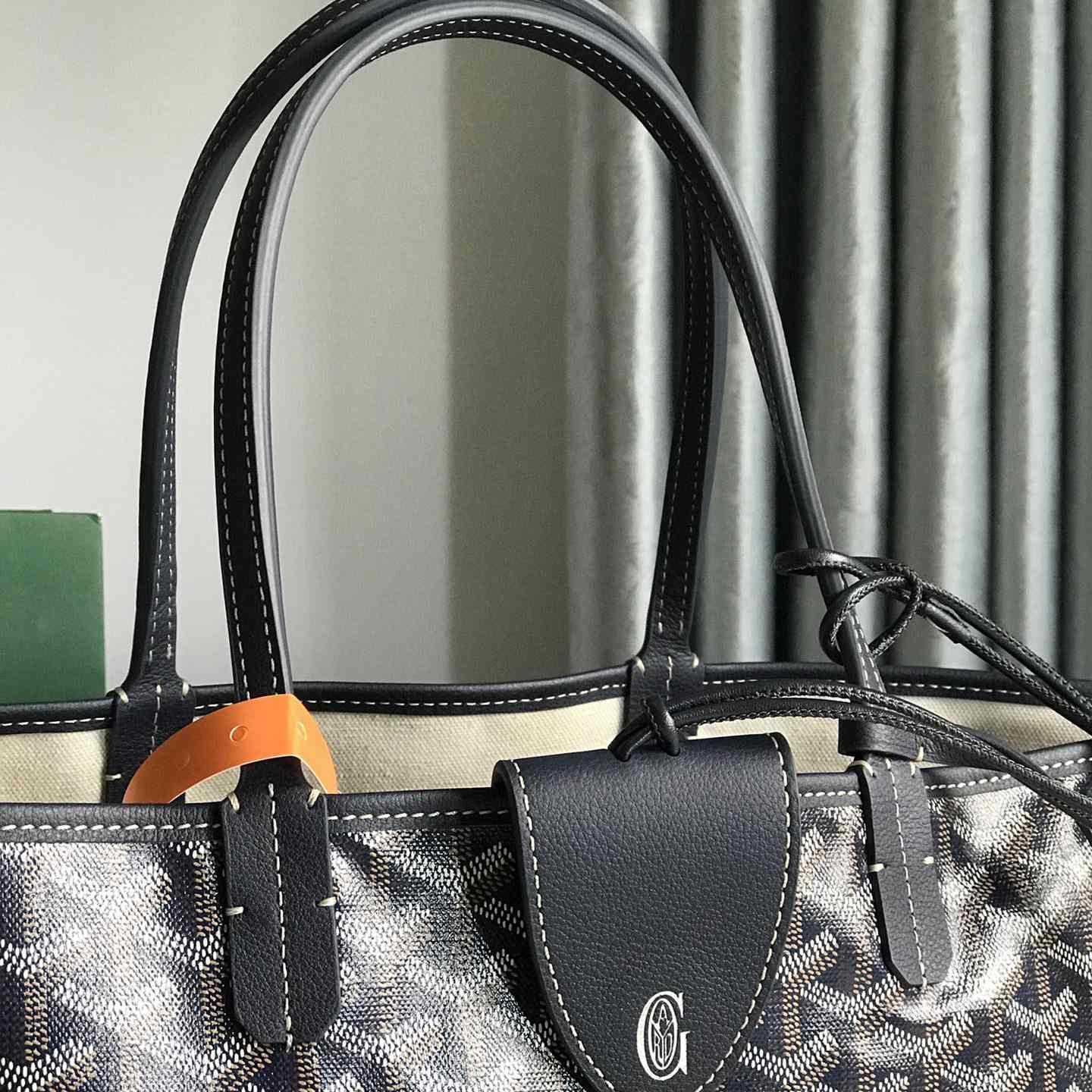 Goyard Artois PM Bag - DesignerGu