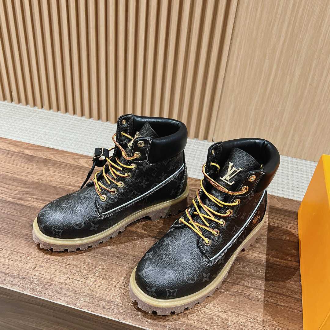 Louis Vuitton x Timberland Ankle Boot - DesignerGu