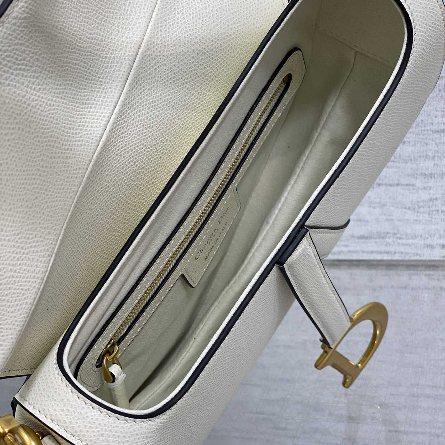 Dior Saddle Bag (24×6×18cm) - DesignerGu