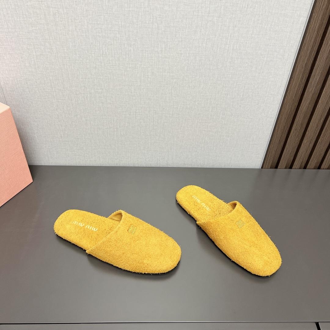 Miu Miu Suede Slippers - DesignerGu