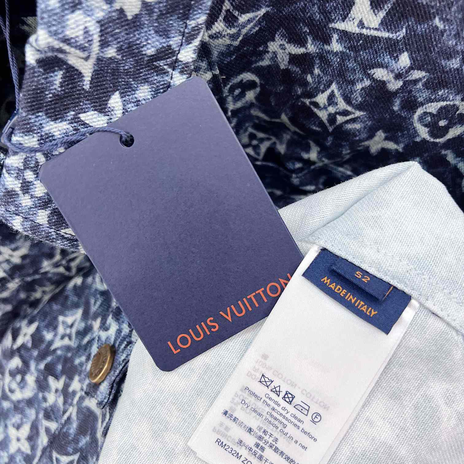 Louis Vuitton Monogram Printed Denim Jacket - DesignerGu