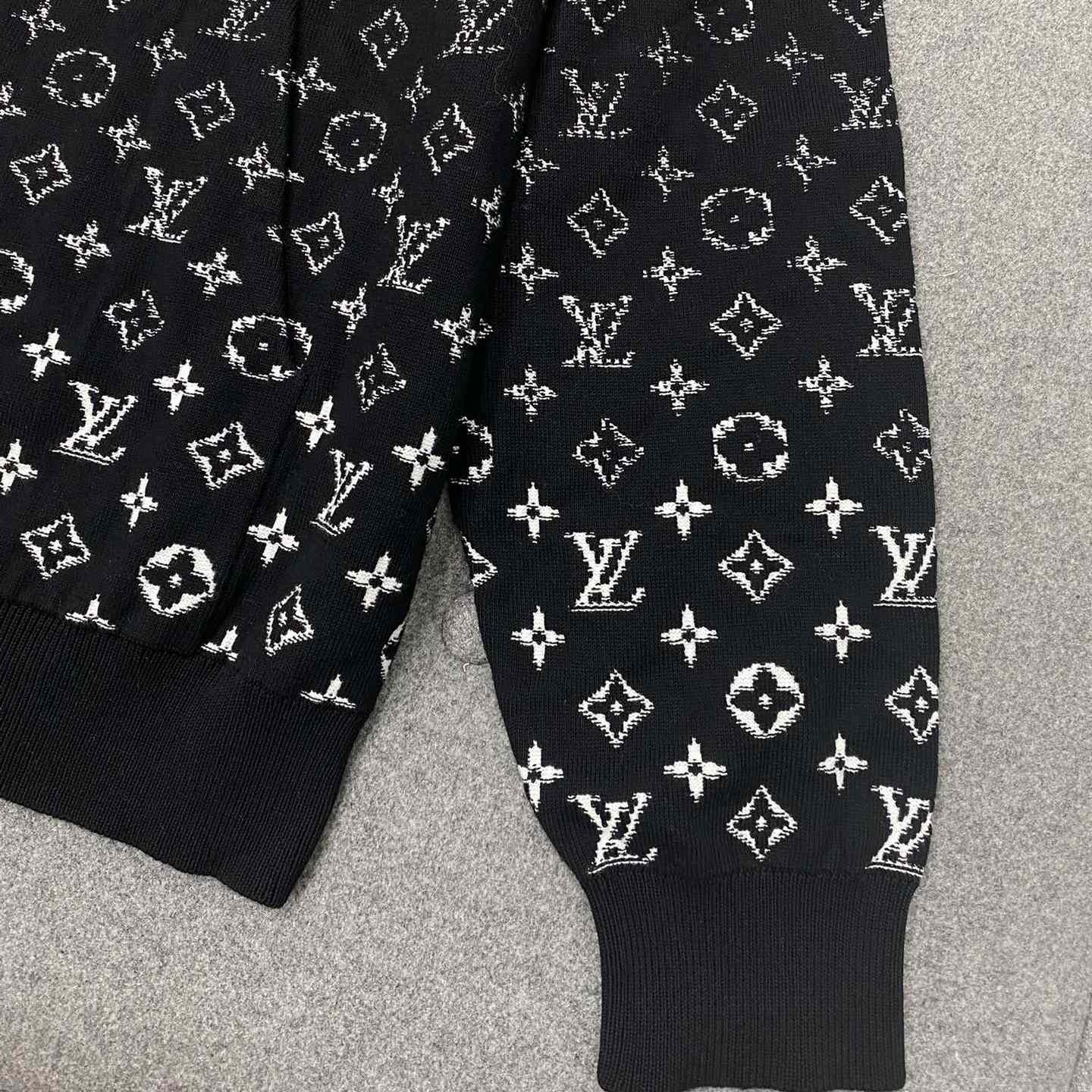 Louis Vuitton Monogram Gradient Hoodie - DesignerGu