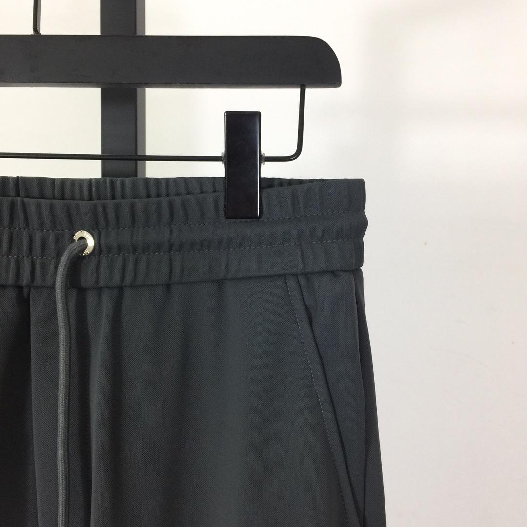 Louis Vuitton Cotton Pants - DesignerGu