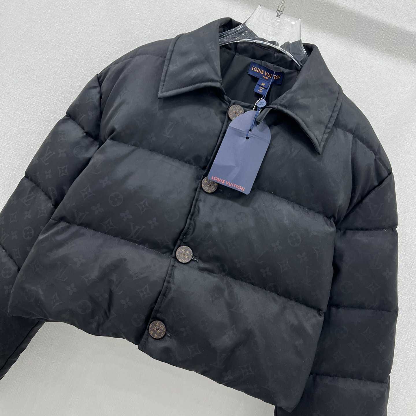 Louis Vuitton Cropped Monogram Puffer Jacket   1AFUIQ - DesignerGu