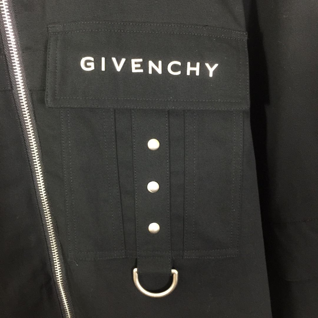 Givenchy Men's Black D-ring Zipped Shirt - DesignerGu