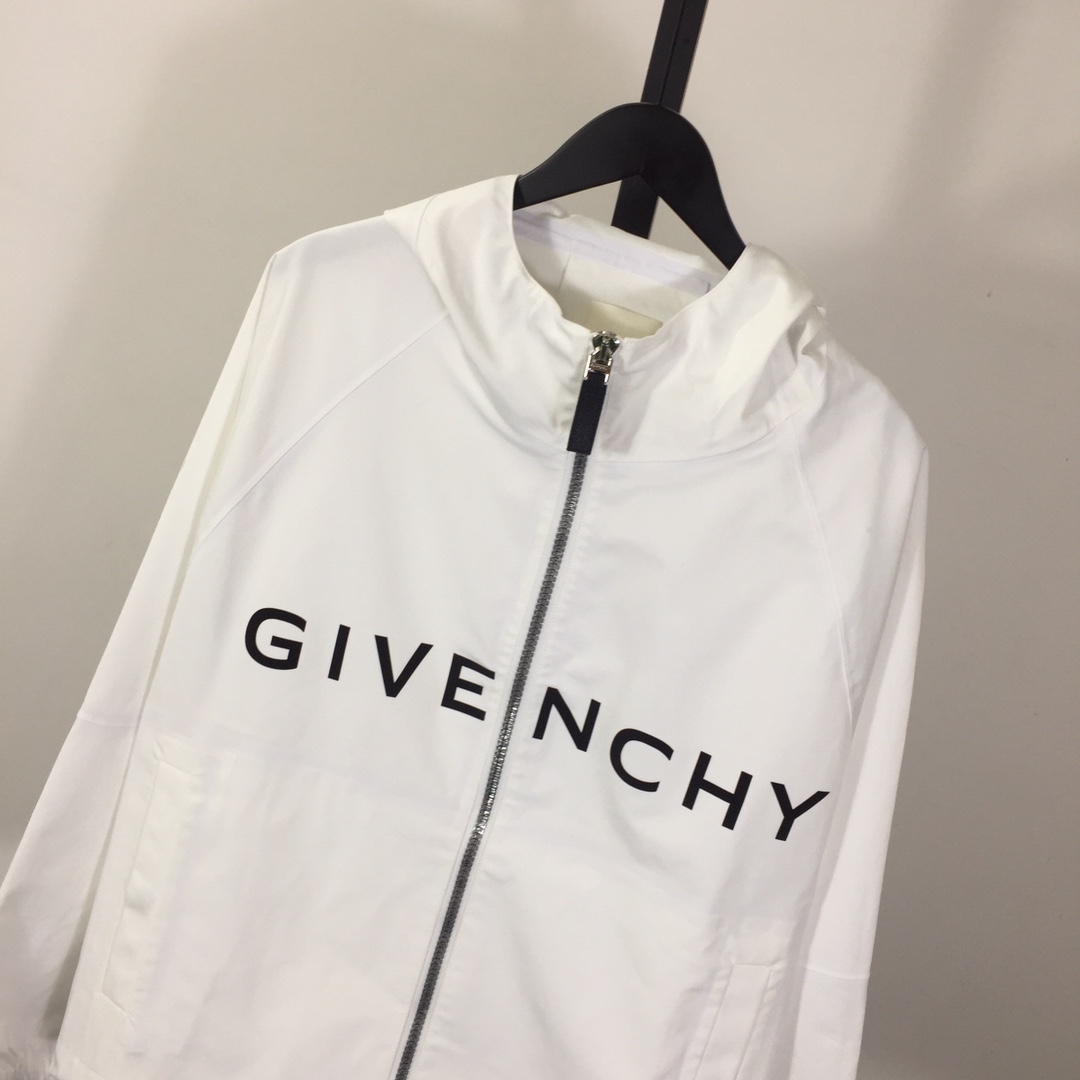 Givenchy Logo Hooded Jacket in White - DesignerGu