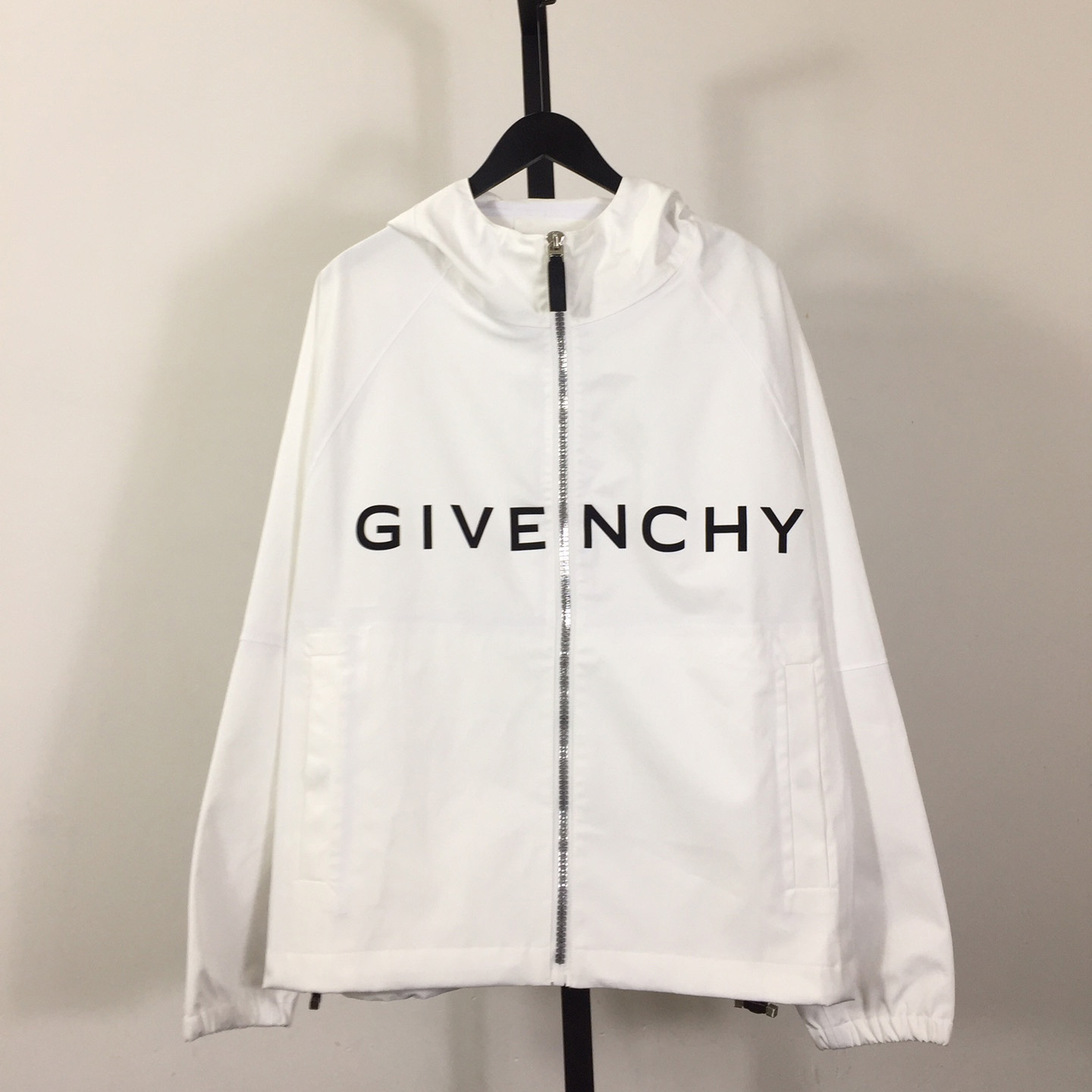 Givenchy Logo Hooded Jacket in White - DesignerGu