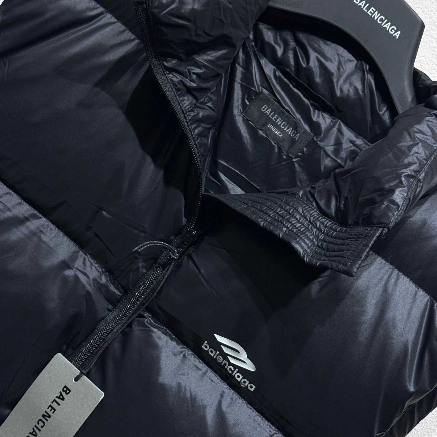 Balenciaga 3B Puffer Vest - DesignerGu