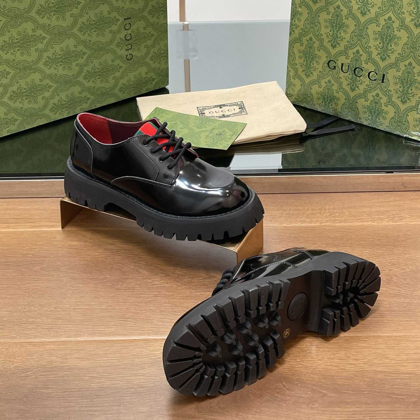 Gucci Women's Lace-up With Web - DesignerGu