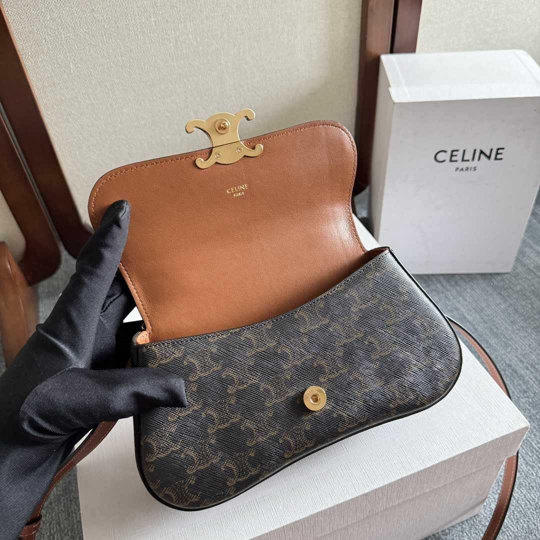 Celine Teen Celine Lola In Triomphe Canvas And Clafskin  - DesignerGu