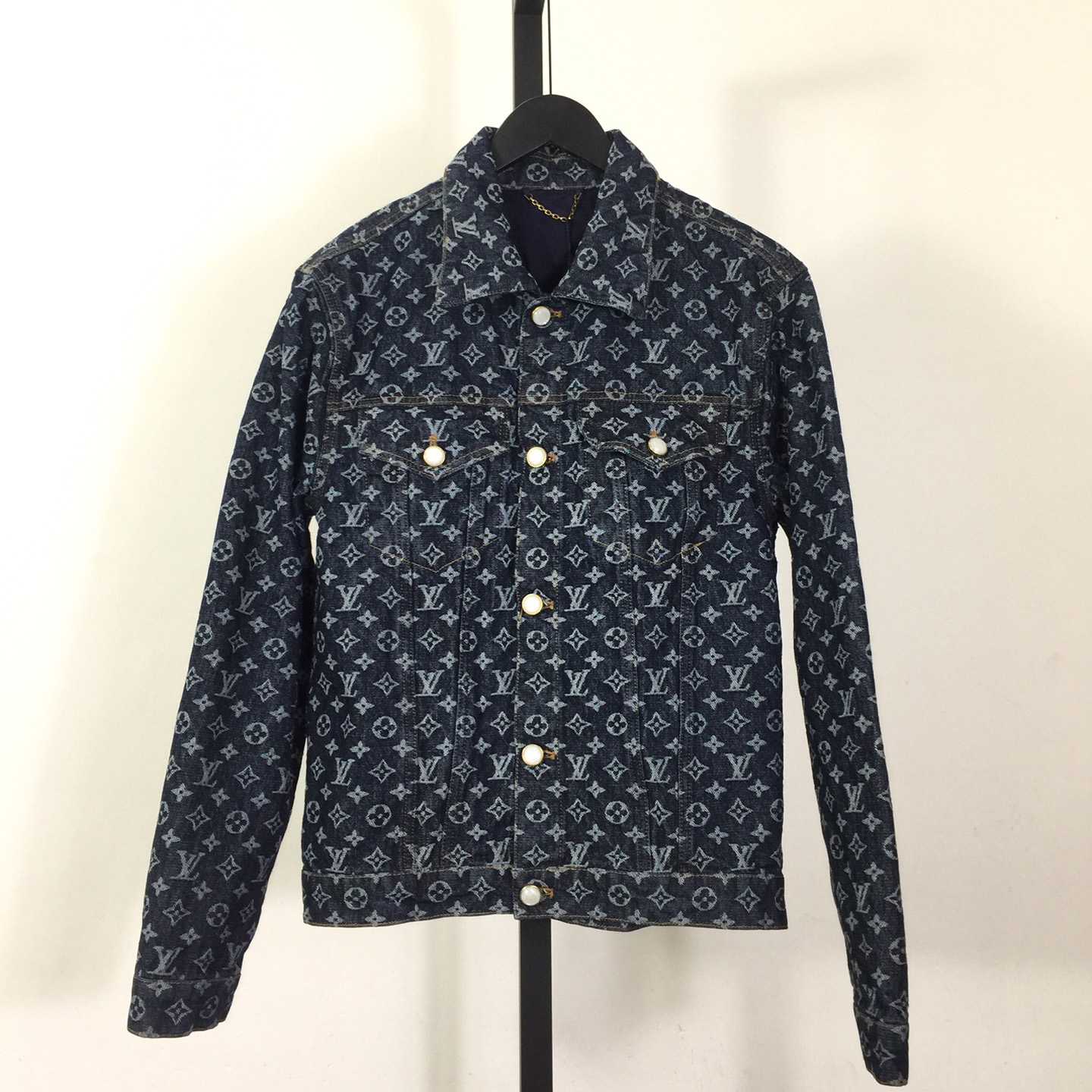 Louis Vuitton Monogram Jacquard Denim Jacket   1AFWWV - DesignerGu