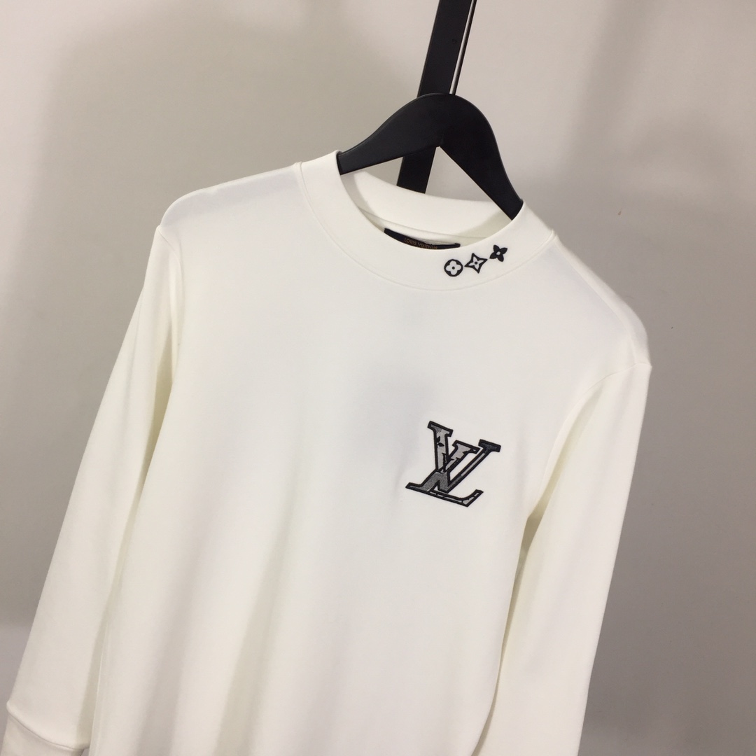 Louis Vuitton Logo Long Sleeve Tee - DesignerGu