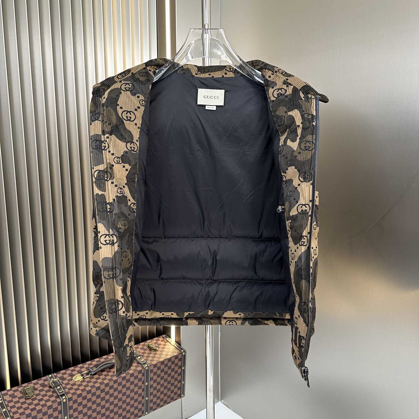 Gucci Down Jacket - DesignerGu