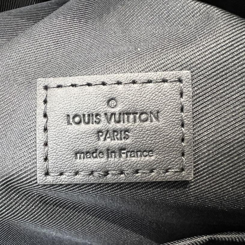 Louis Vuitton Discovery Backpack MM   M22545 - DesignerGu