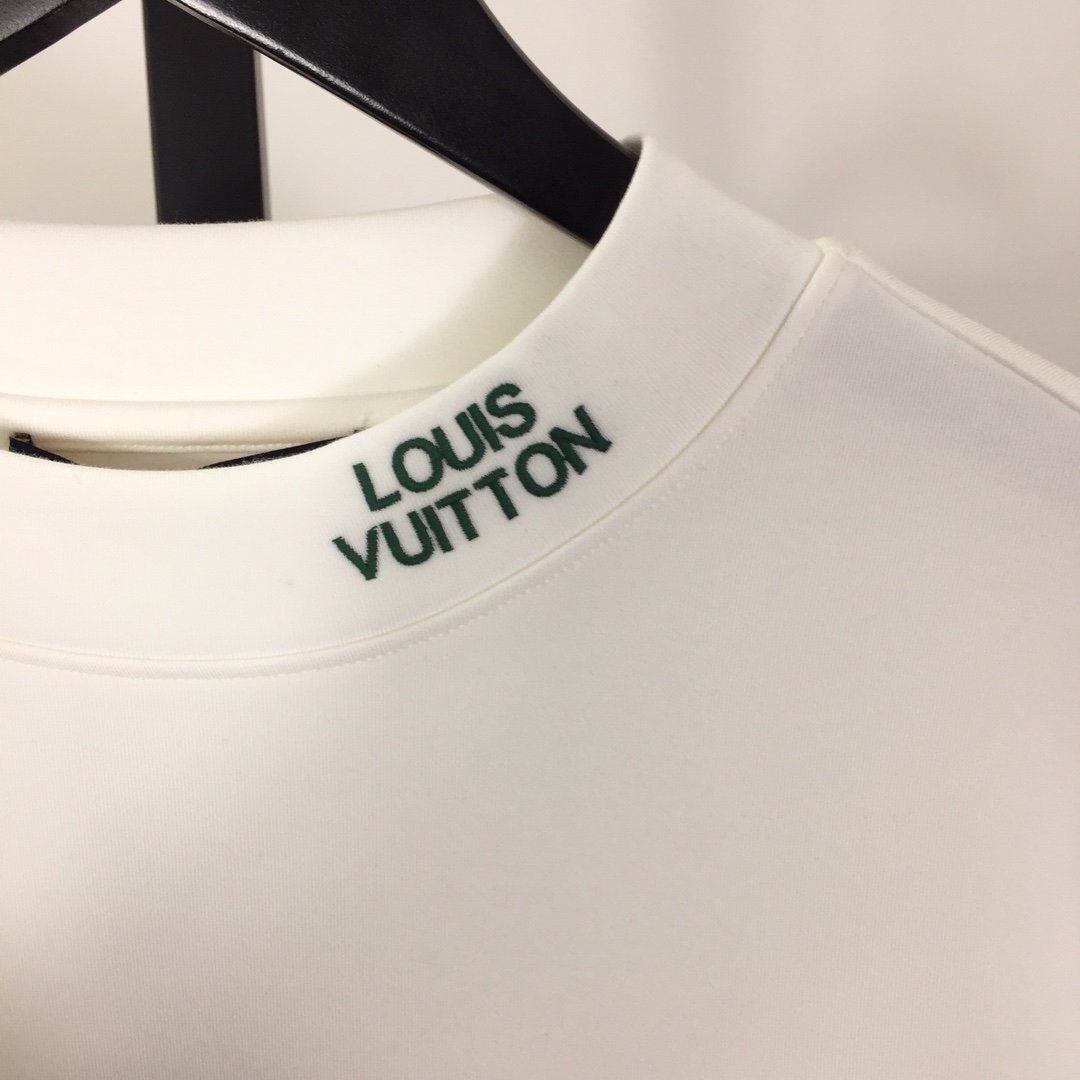 Louis Vuitton Logo Long Sleeve Tee - DesignerGu