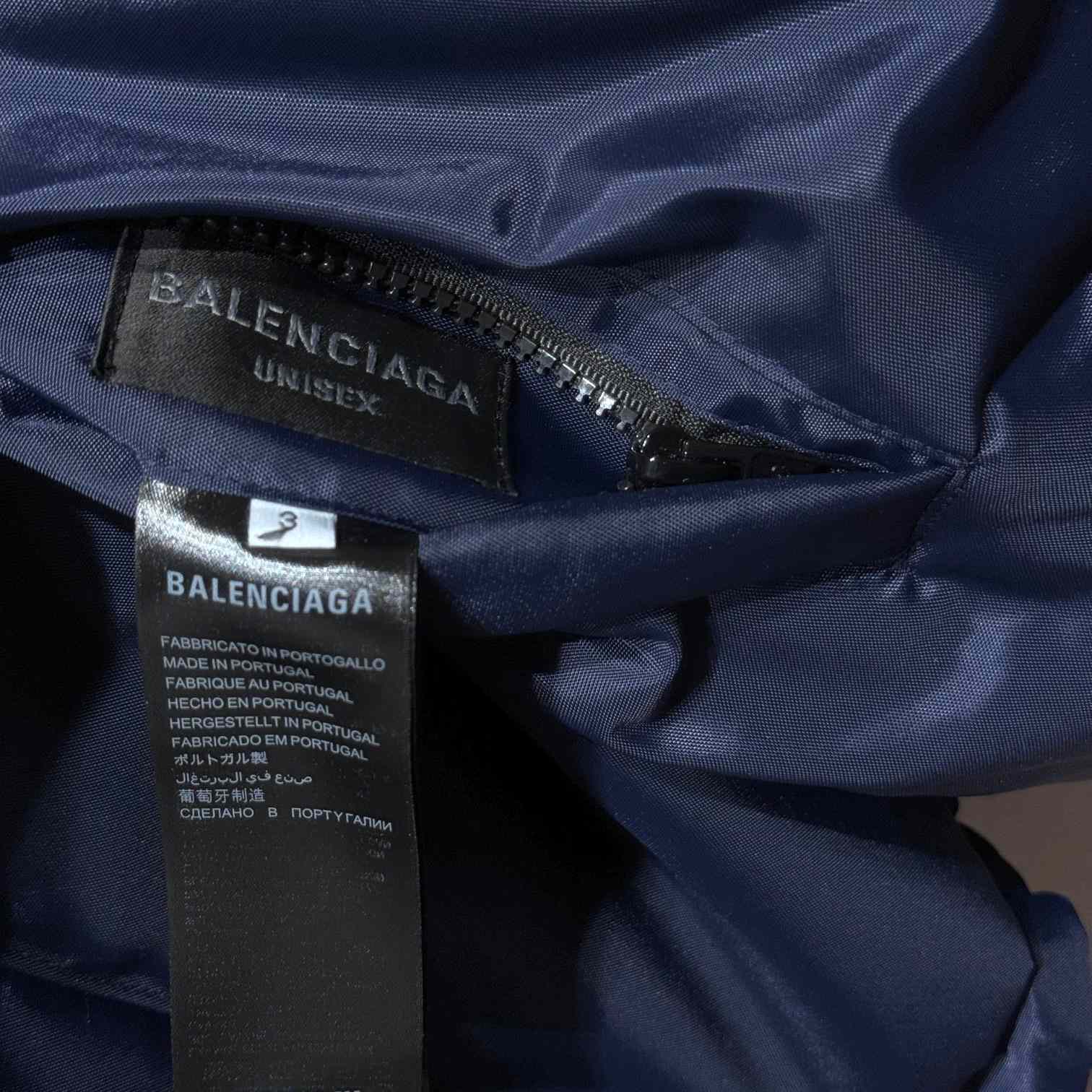 Balenciaga Loop Sport Icon Reversible Puffer In Black/blue - DesignerGu