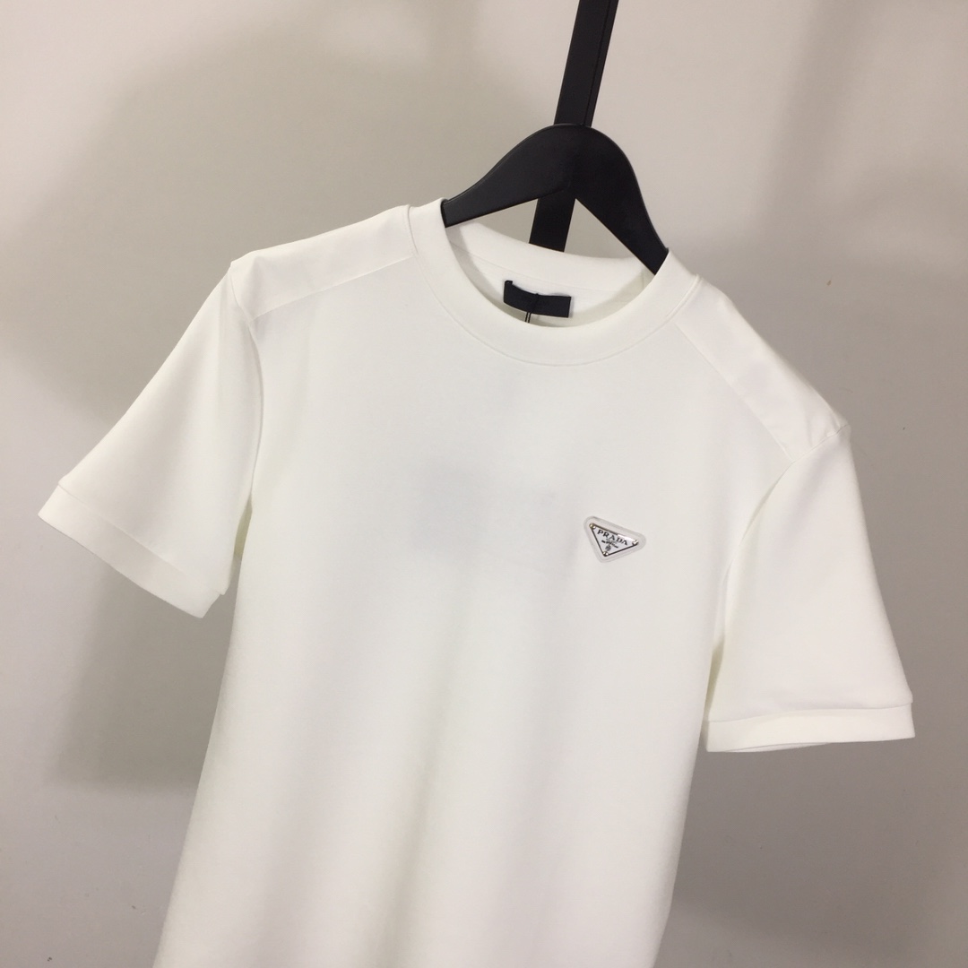 Prada Logo Cotton T-shirt - DesignerGu