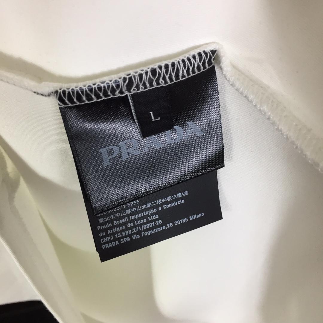 Prada Logo Cotton T-shirt - DesignerGu