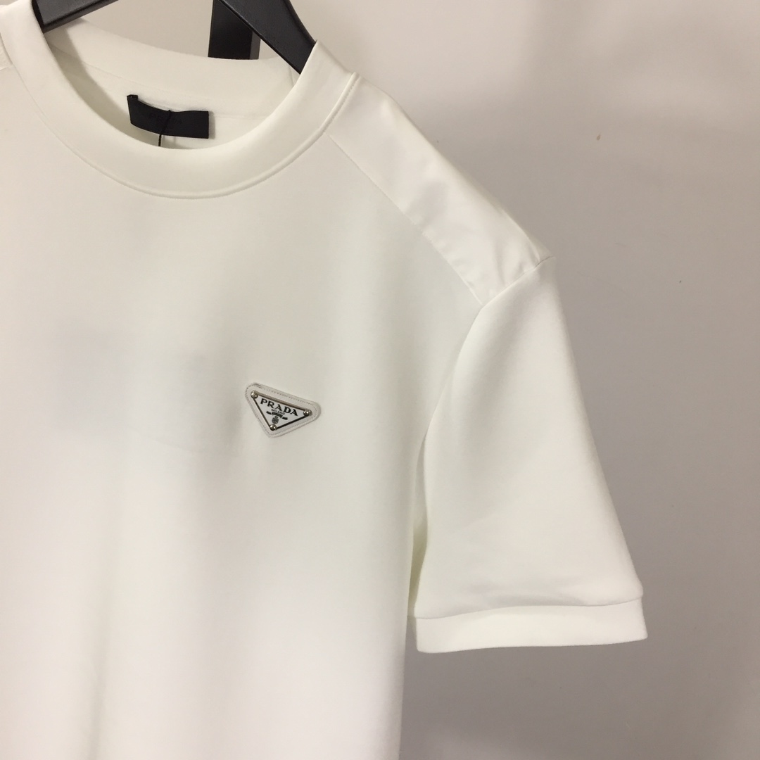 Prada Logo Cotton T-shirt - DesignerGu