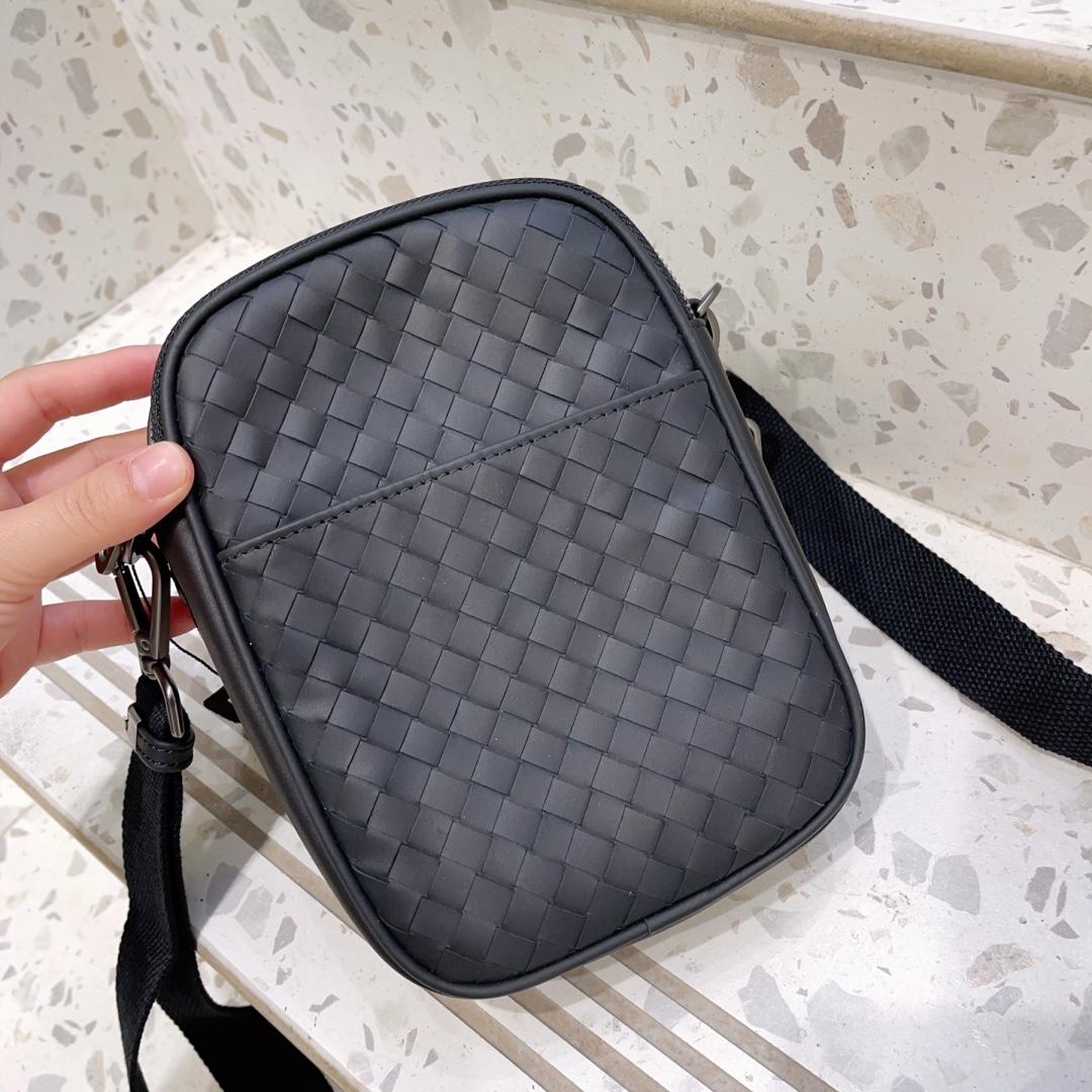 Bottega Veneta Crossbody Bag  - DesignerGu