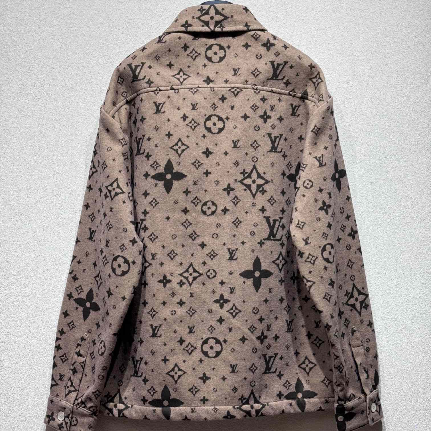 Louis Vuitton Monogram Double Face Wool, Silk And Cashmere-Blend Overshirt  1AFYF7 - DesignerGu