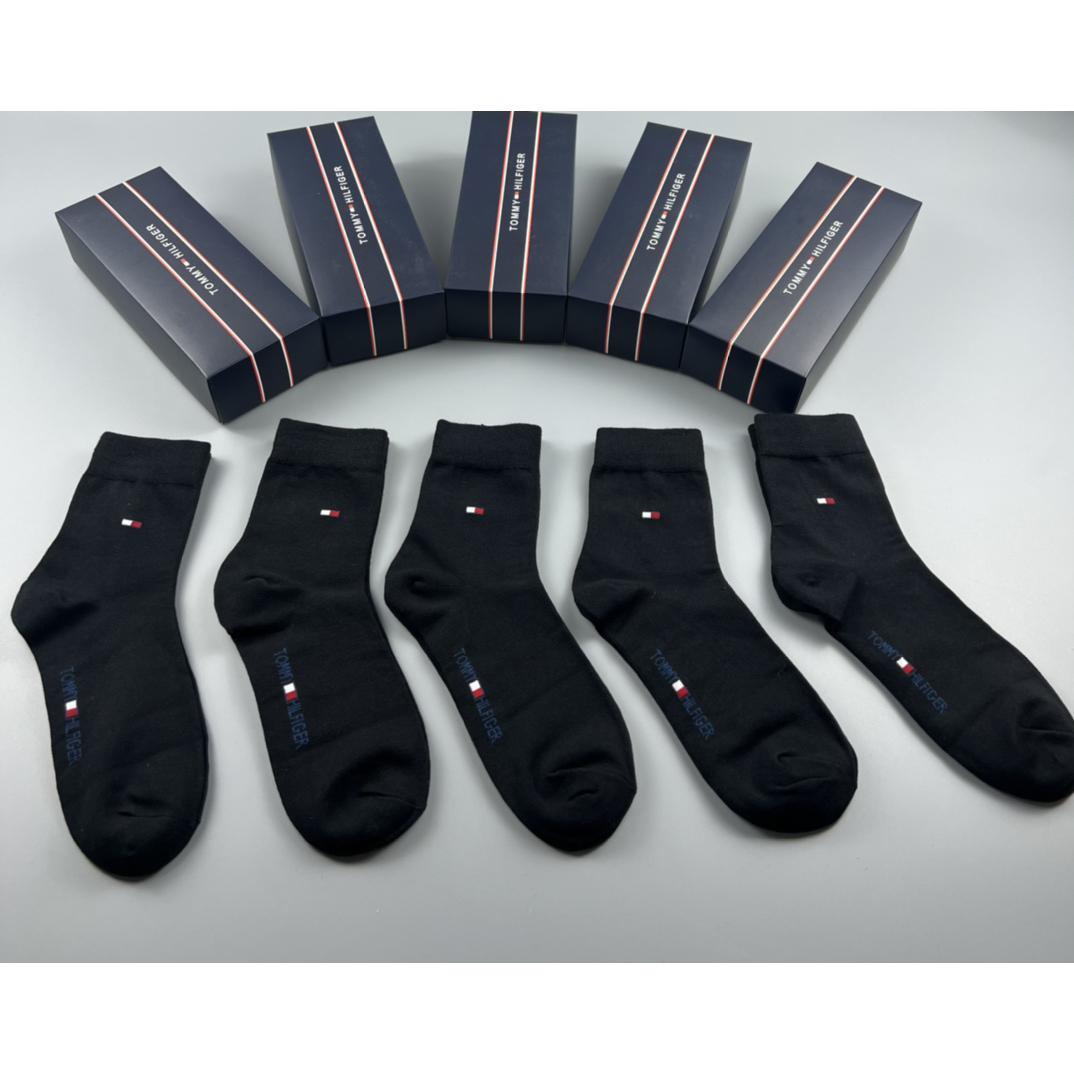 Thom Browne Socks/Box - DesignerGu