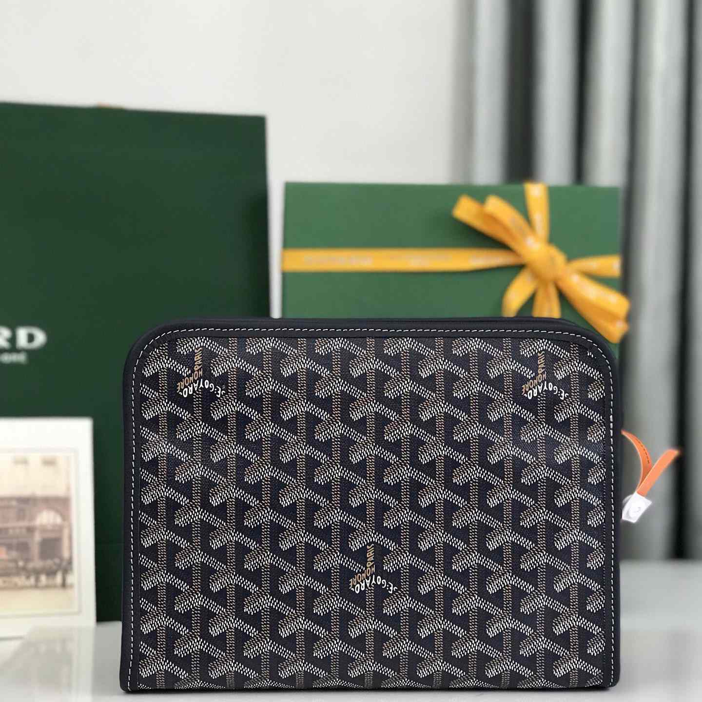 Goyard Jouvence GM Toiletry Bag - DesignerGu