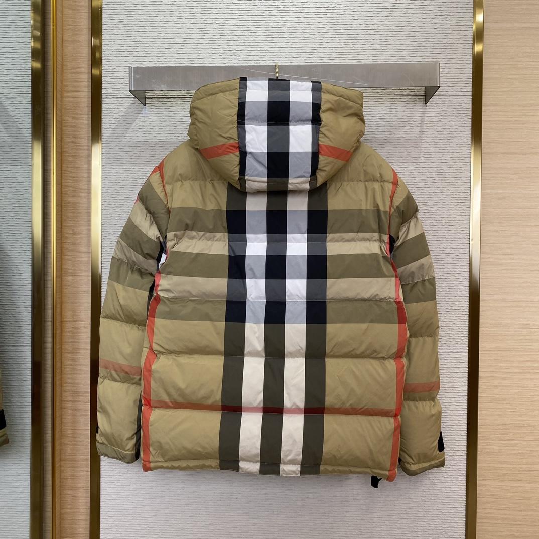 Burberry Reversible Check Nylon Puffer Jacket - DesignerGu