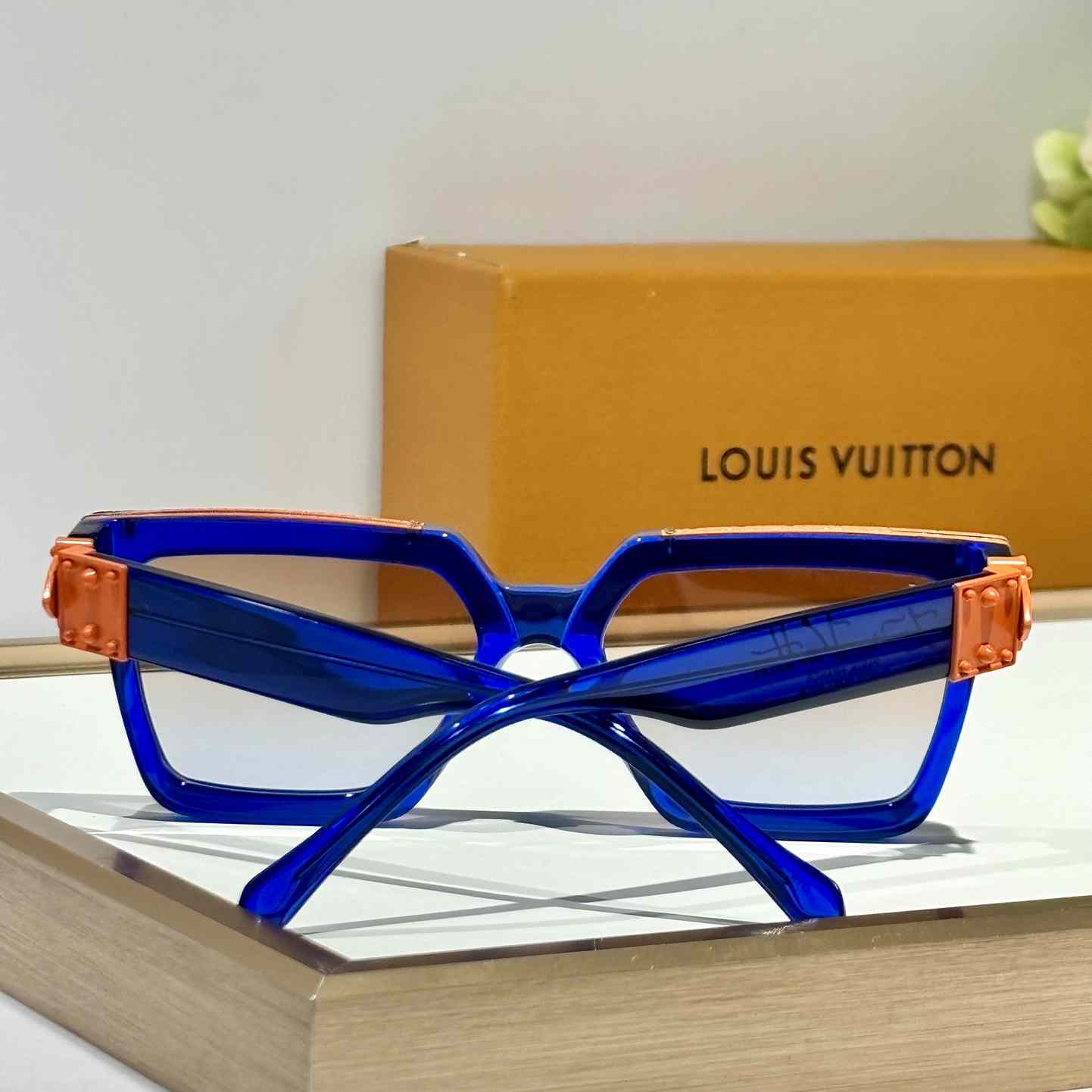 Louis Vuitton 1.1 Millionaires Sunglasses  Z2436W - DesignerGu