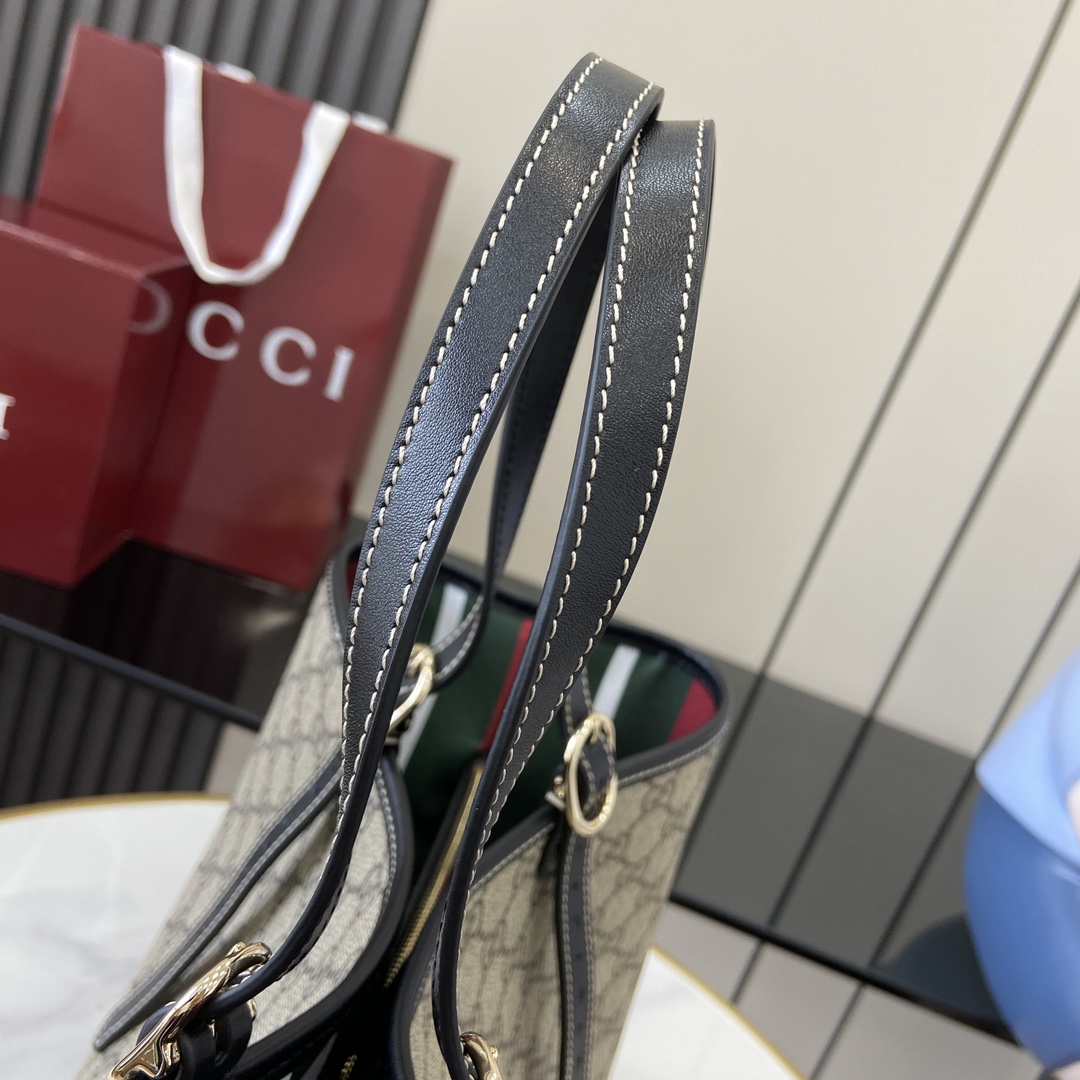 Gucci GG Emblem Medium Tote Bag - DesignerGu