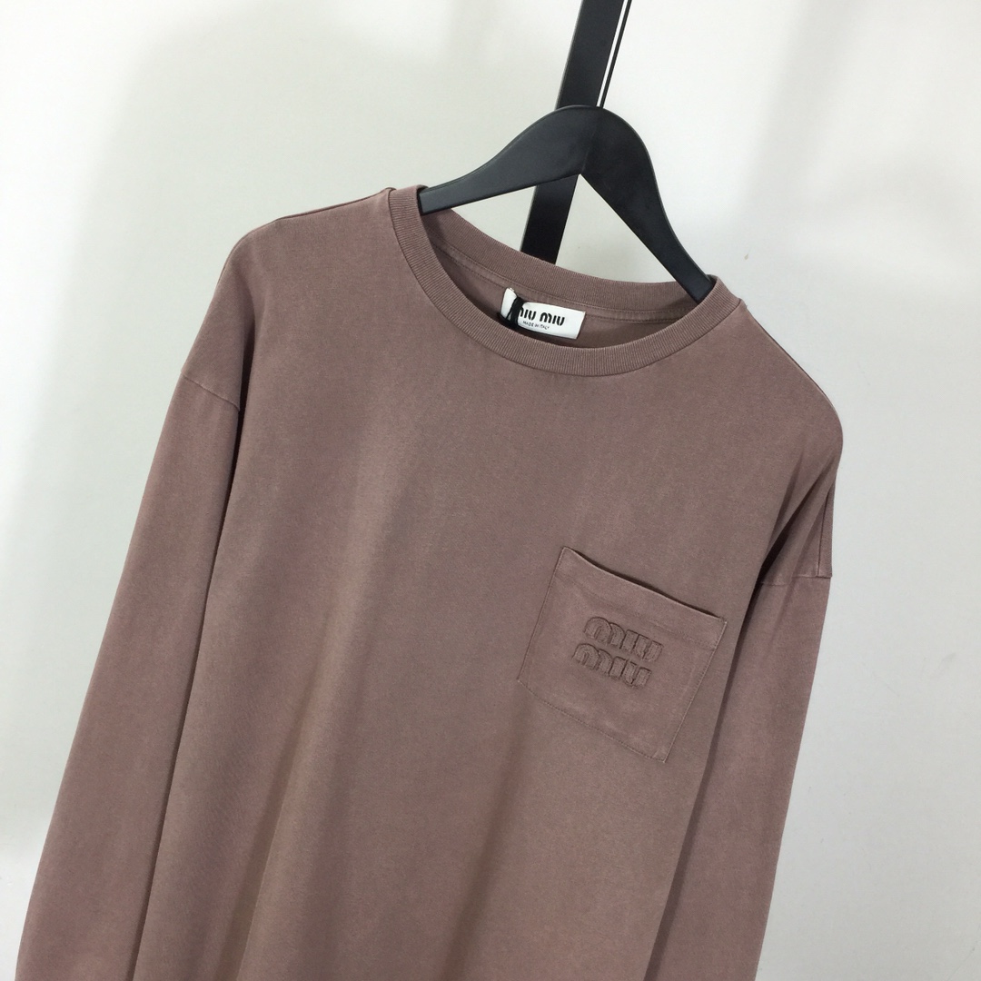 Miu Miu Logo-Patch Long-Sleeve T-Shirt - DesignerGu