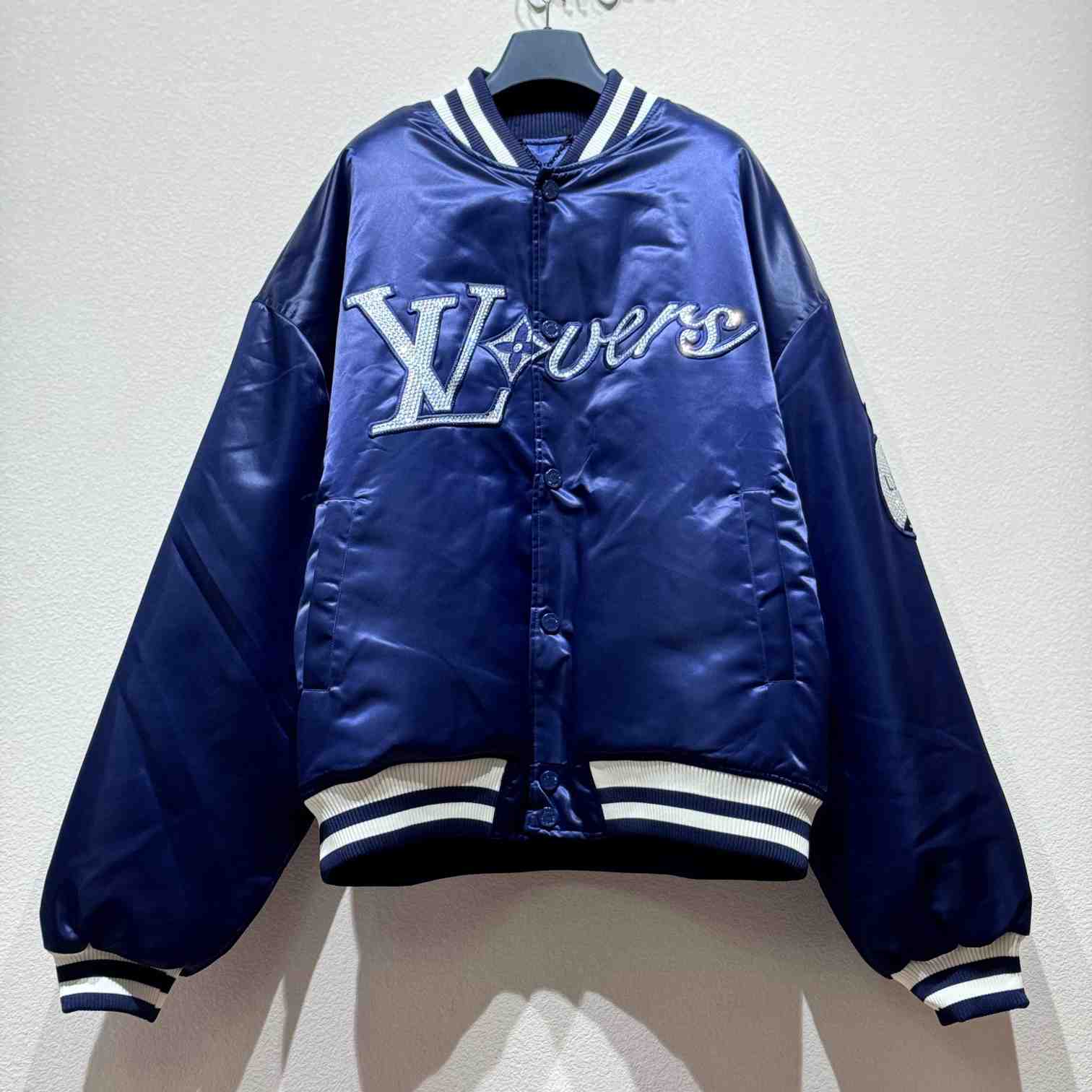 Louis Vuitton LV Vers Baseball Blouson  1AGHT5 - DesignerGu