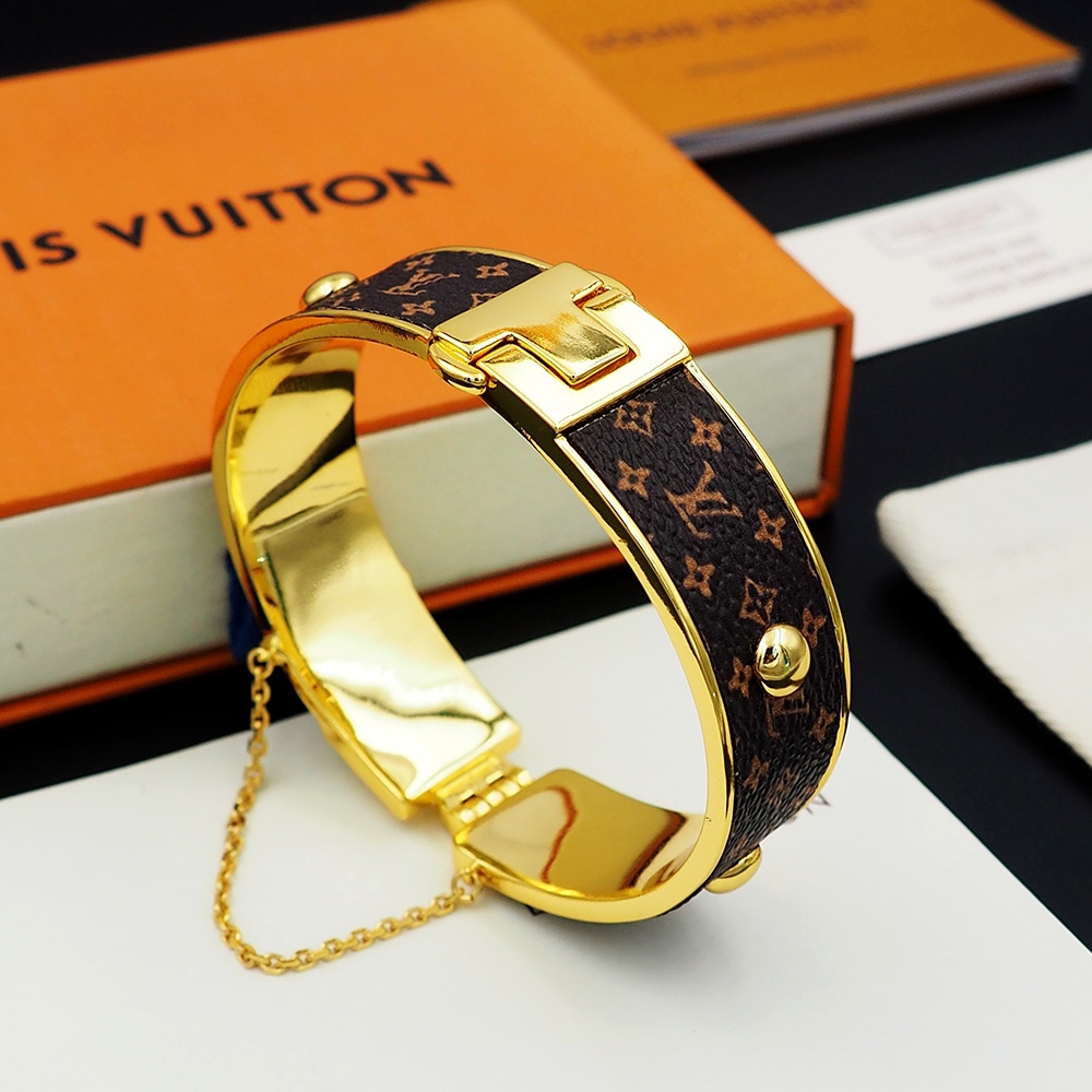 Louis Vuitton LV Signature Bracelet   M1434S - DesignerGu