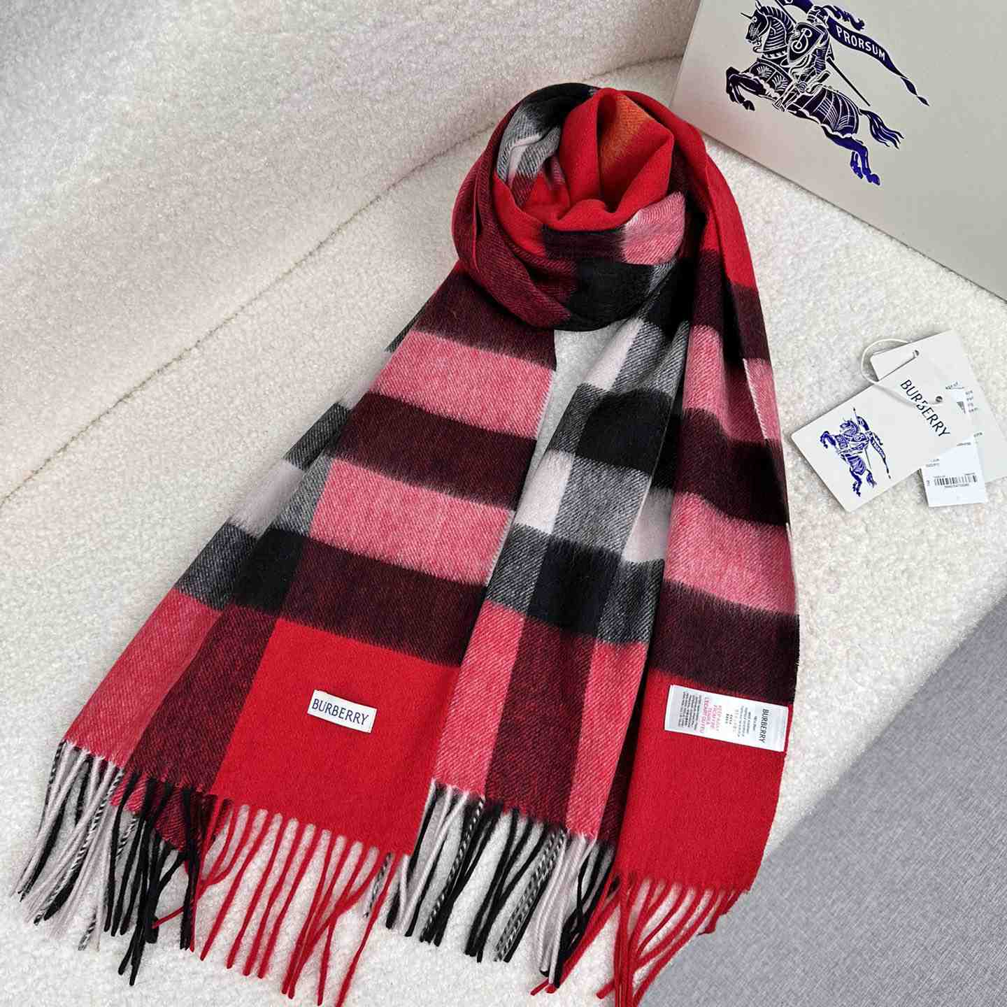 Burberry Scarf   180*40cm - DesignerGu