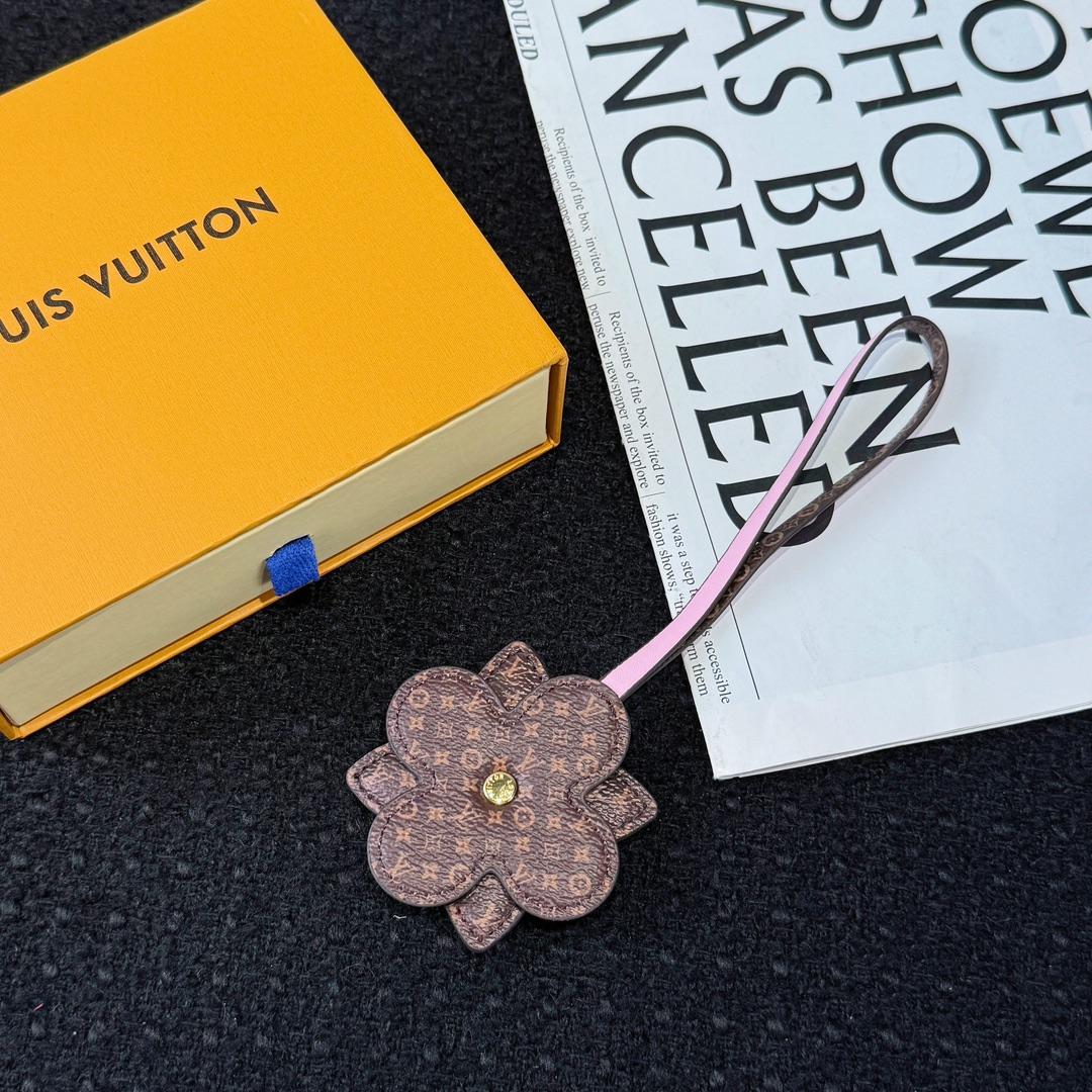 Louis Vuitton My Monogram Layers Bag Charm  M02135 - DesignerGu