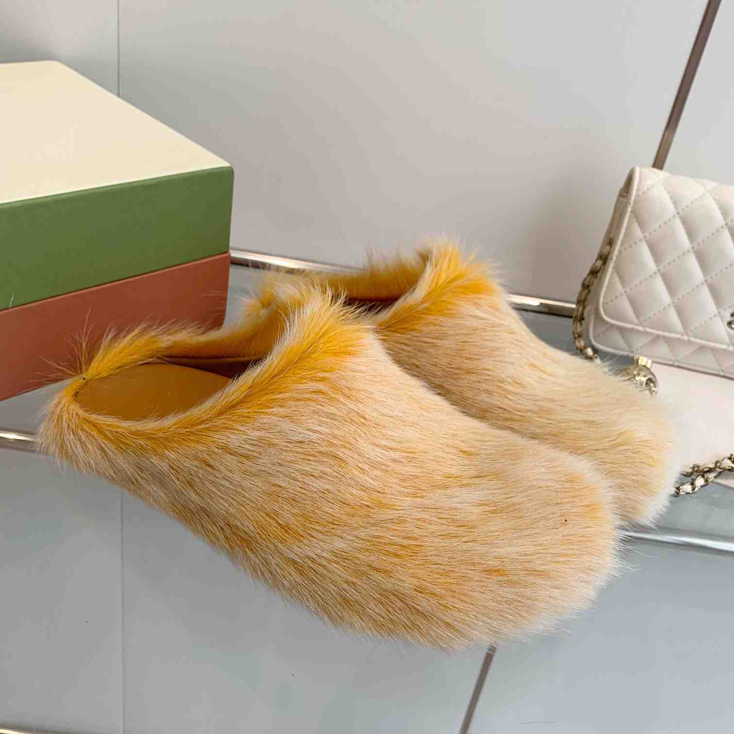 Marni Yellow Long Hair Calfskin Fussbett Sabot - DesignerGu