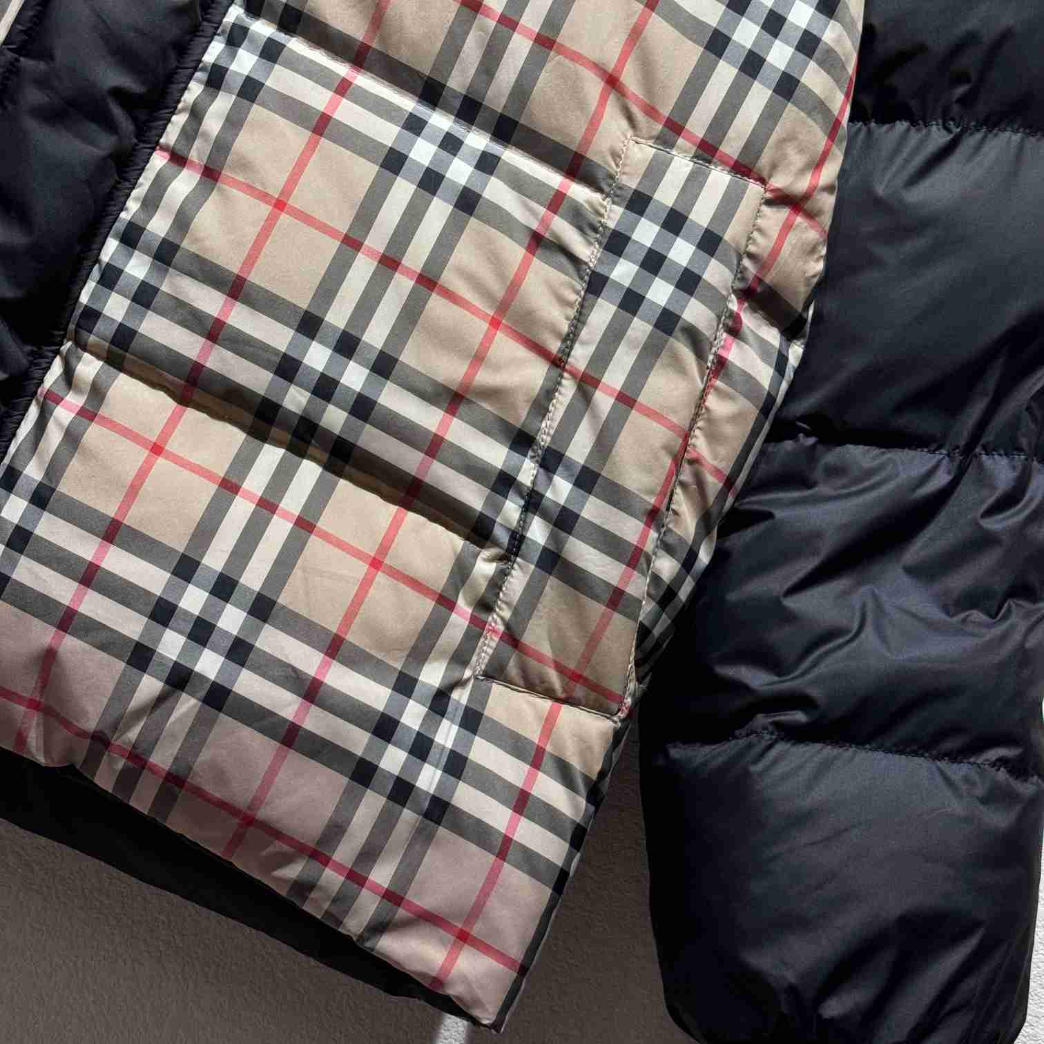 Burberry Reversible Check Puffer Jacket - DesignerGu