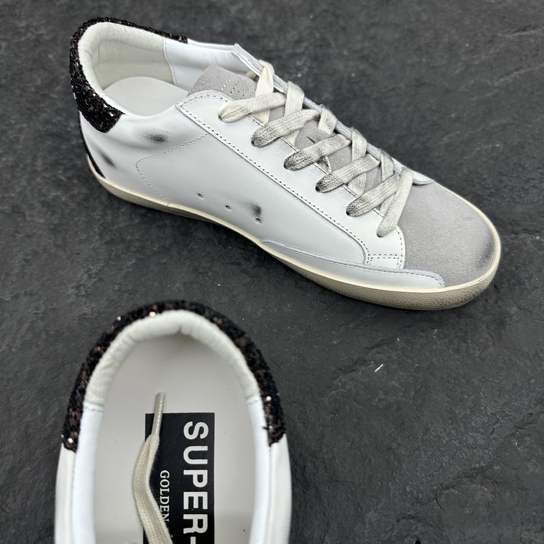 Golden Goose Sneakers - DesignerGu